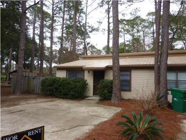 CONVENIENT TO HURLBURT AND OWCC CAMPUS. NICE FLOOR PLAN WITH SEPARATE DINING ROOM. TILED LIVING AREA FOR EASY CARE. NO WASTED SPACE. FENCED BACK YARD. STORAGE AREA. LARGE MASTER BEDROOM. WASHER AND DRYER HOOKUPS. FENCED BACK YARD. CONVENIENT TO HURLBURT AND OWCC CAMPUS. SECURITY DEPOSIT INCLUDES NON REFUNDABLE FLOOR CLEANING AND PEST CONTROL FEE. CREDIT CHECK FEE IS $30 PER ADULT LIVING THERE.