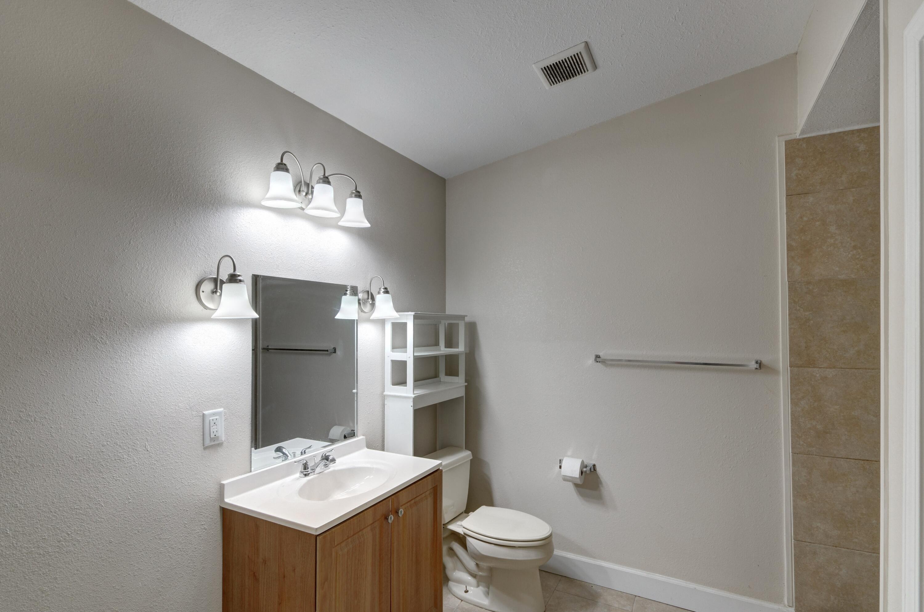 GARNIERS BEACH 5TH - Residential
