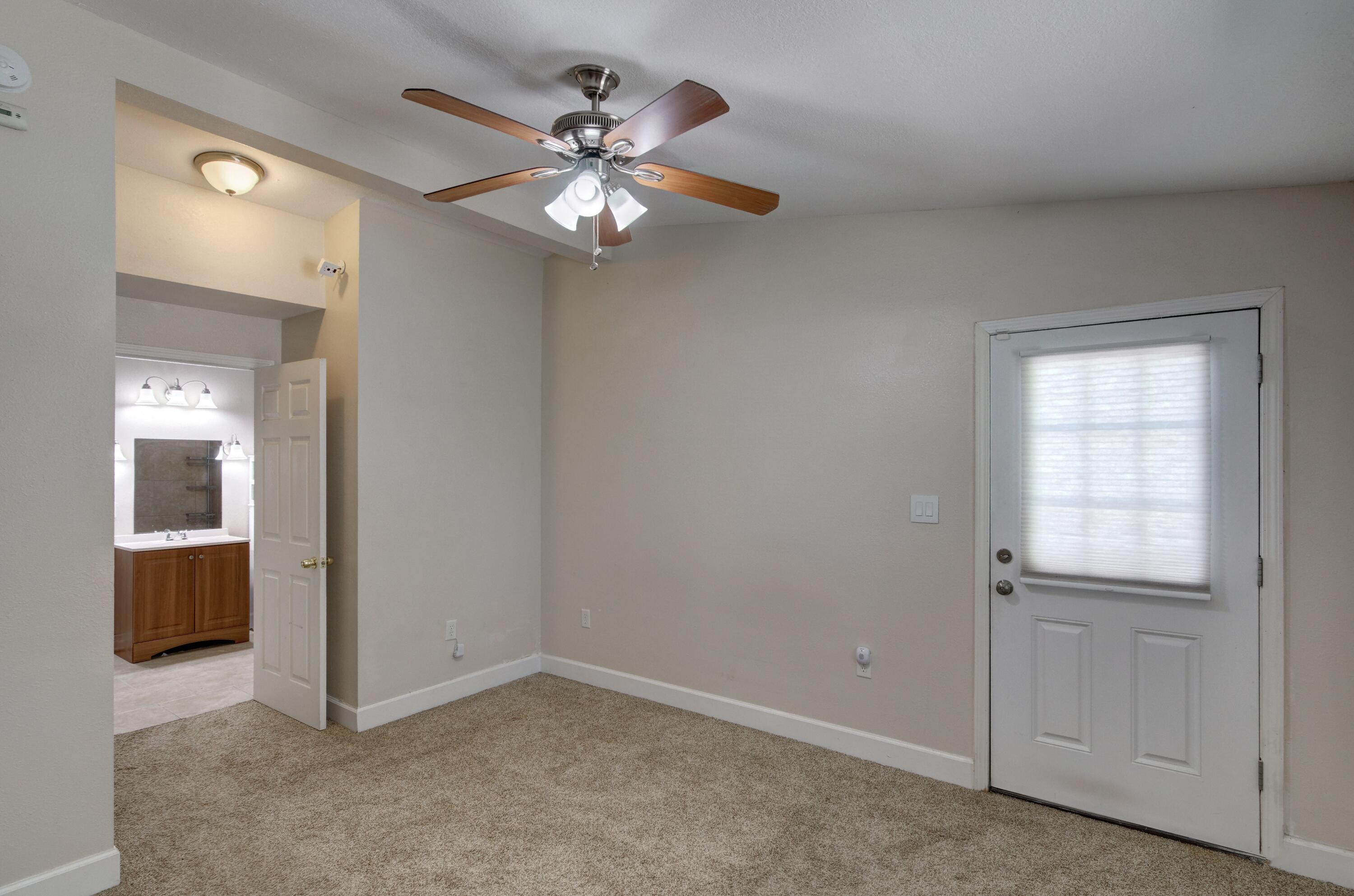 GARNIERS BEACH 5TH - Residential