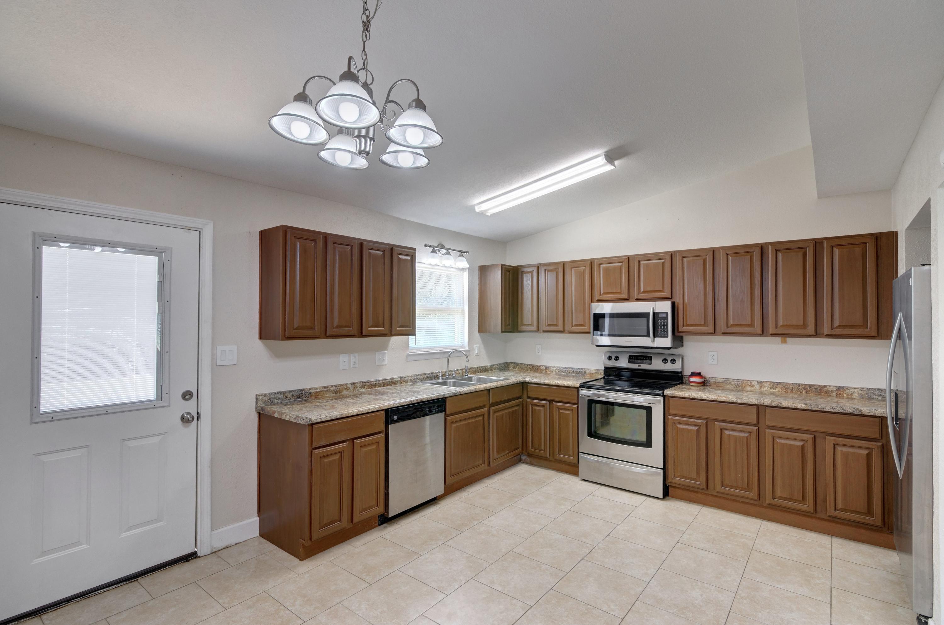 GARNIERS BEACH 5TH - Residential