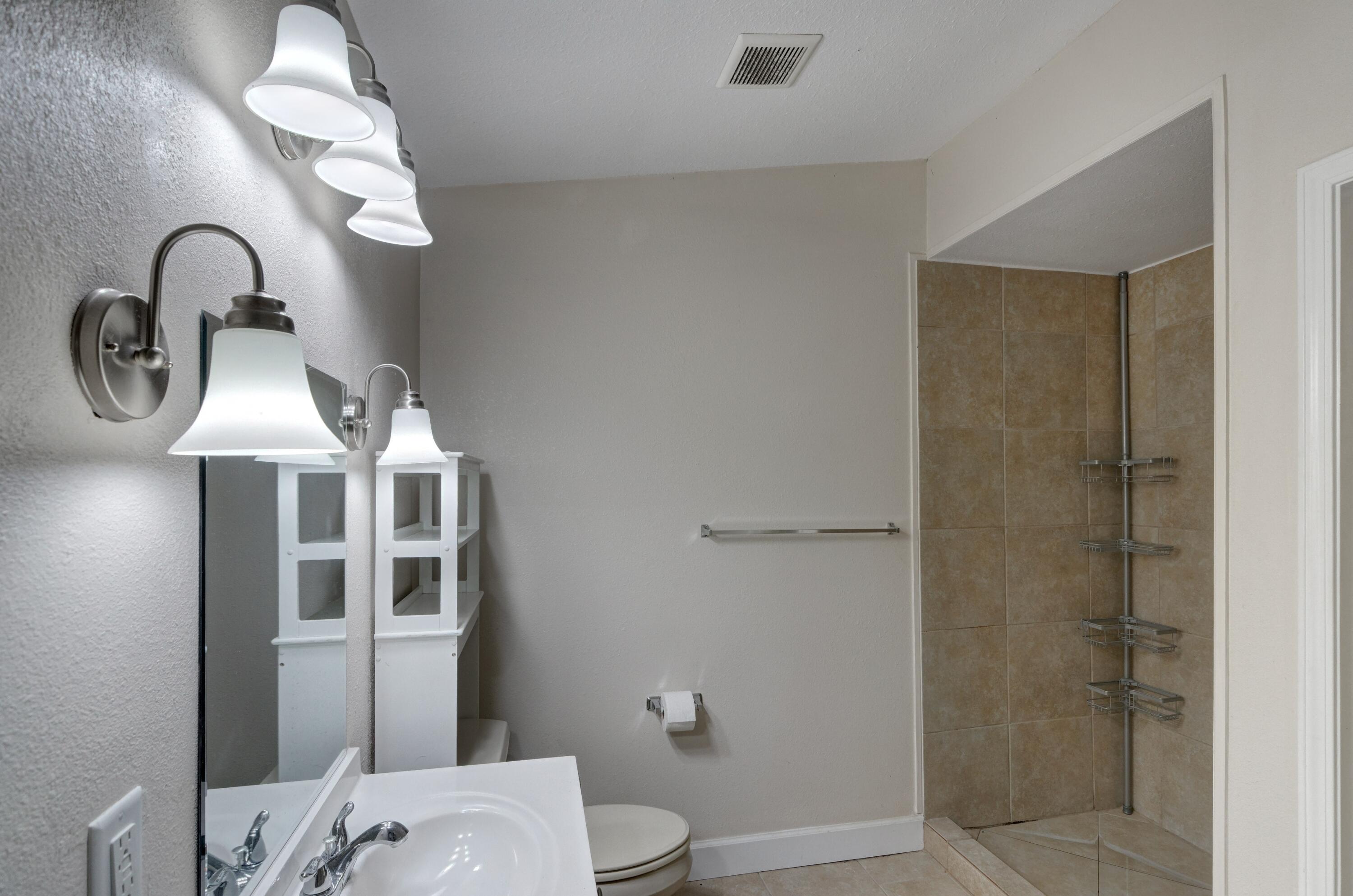 GARNIERS BEACH 5TH - Residential