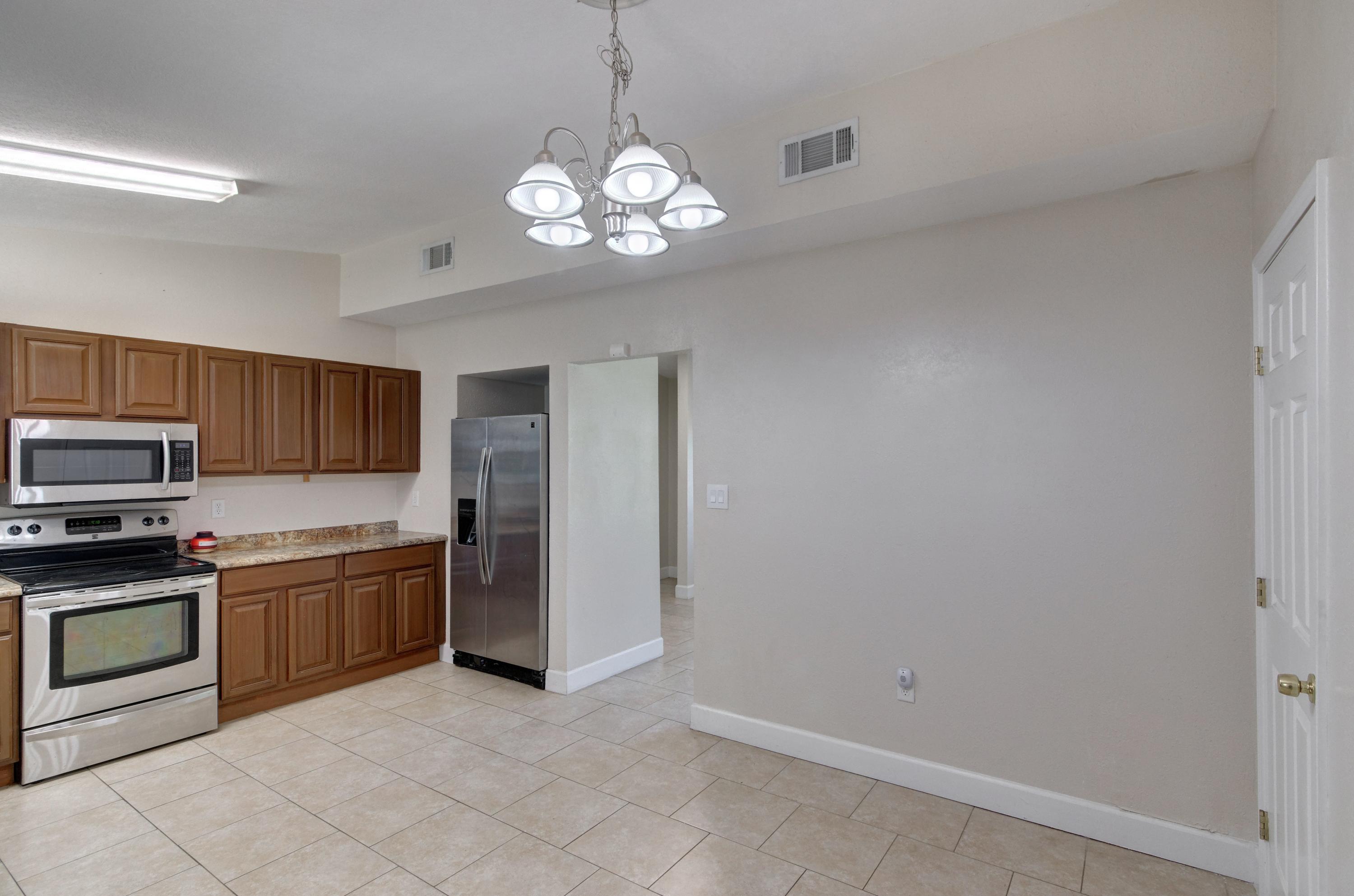 GARNIERS BEACH 5TH - Residential