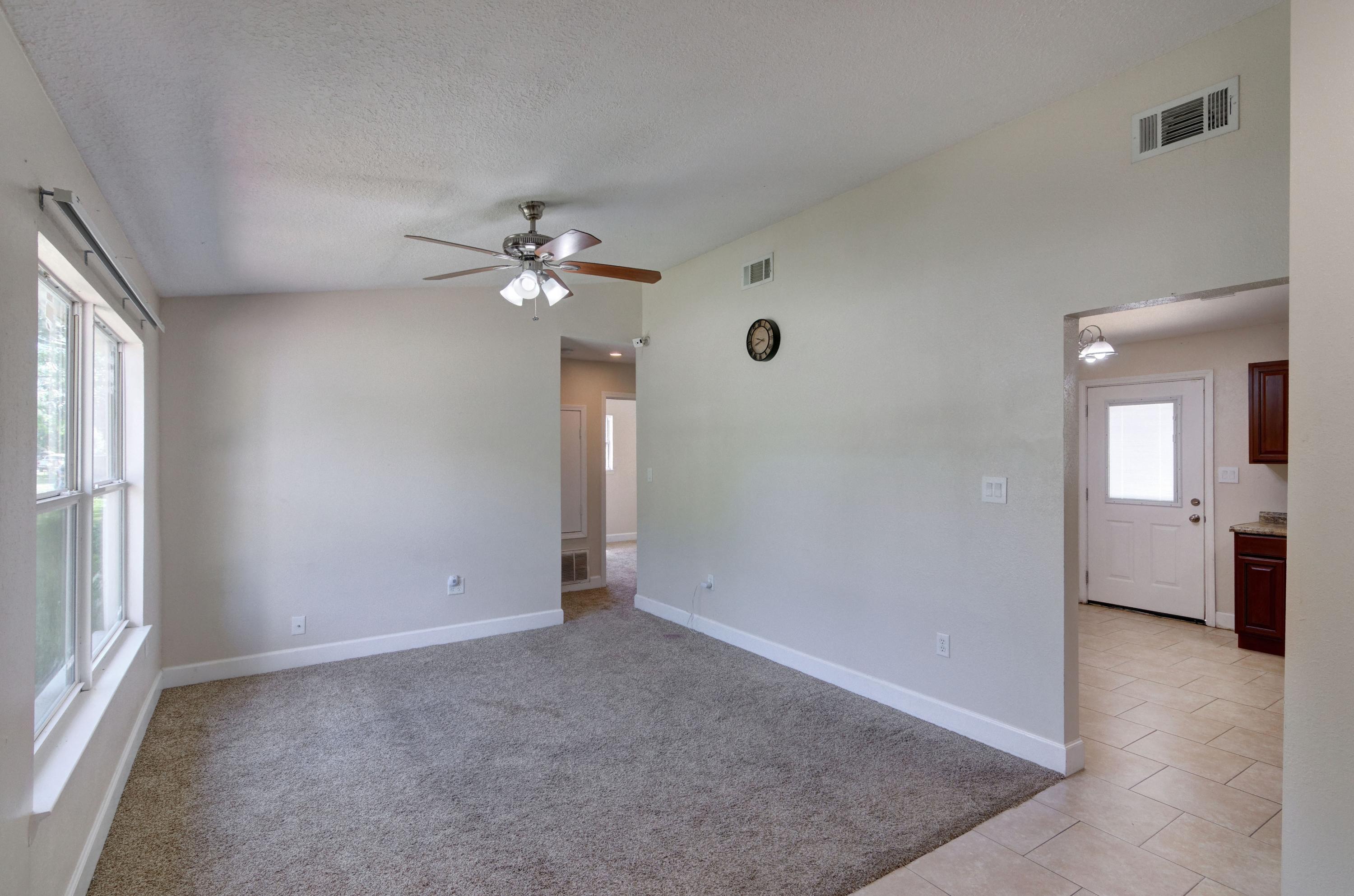 GARNIERS BEACH 5TH - Residential