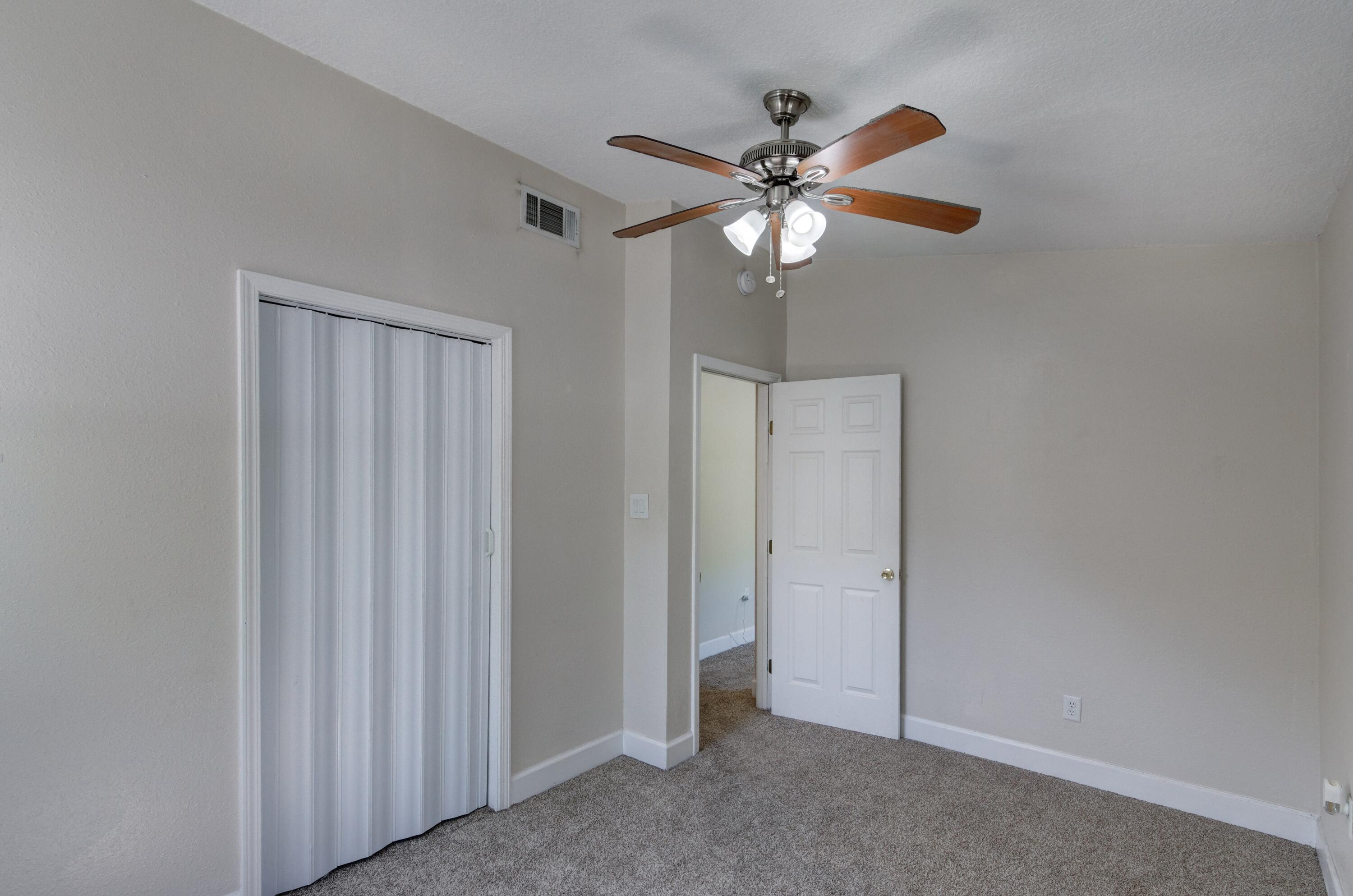 GARNIERS BEACH 5TH - Residential