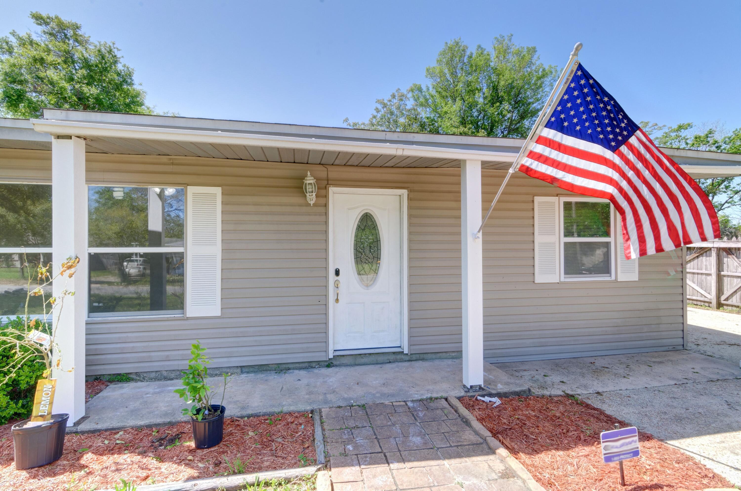 GARNIERS BEACH 5TH - Residential