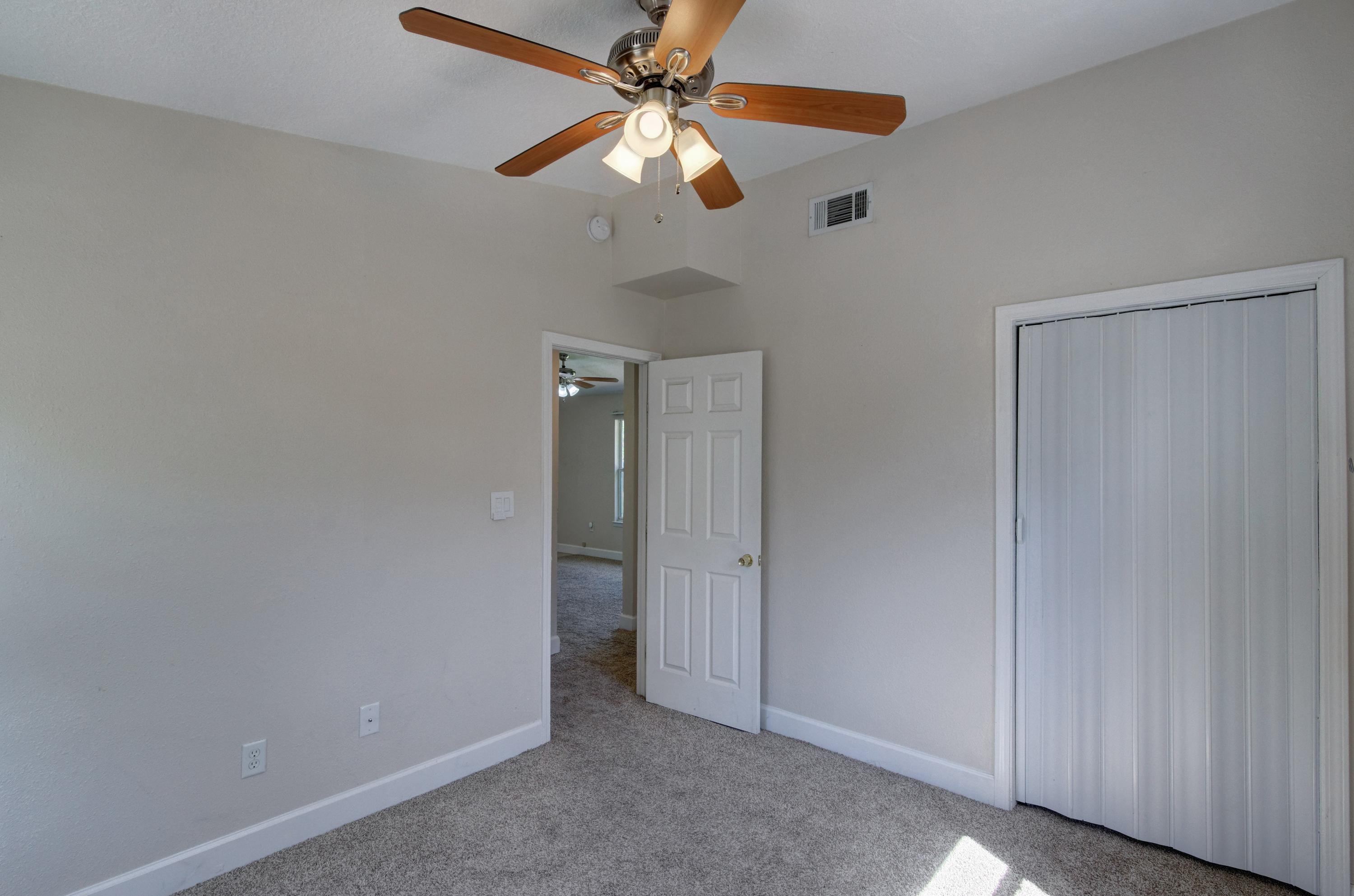 GARNIERS BEACH 5TH - Residential