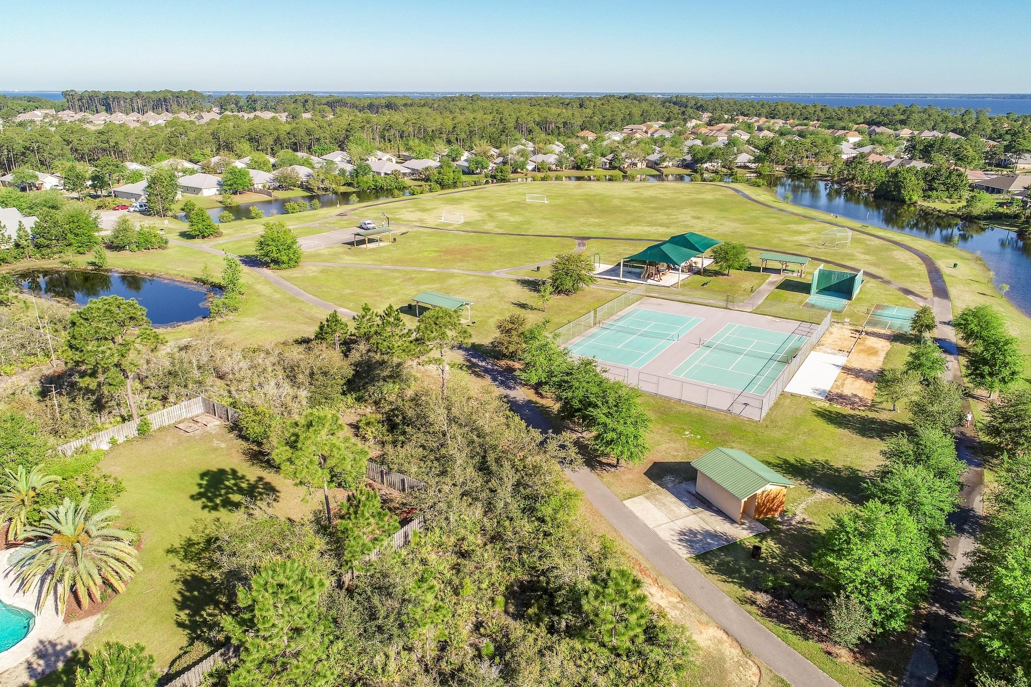 DRIFTWOOD ESTATES - Residential
