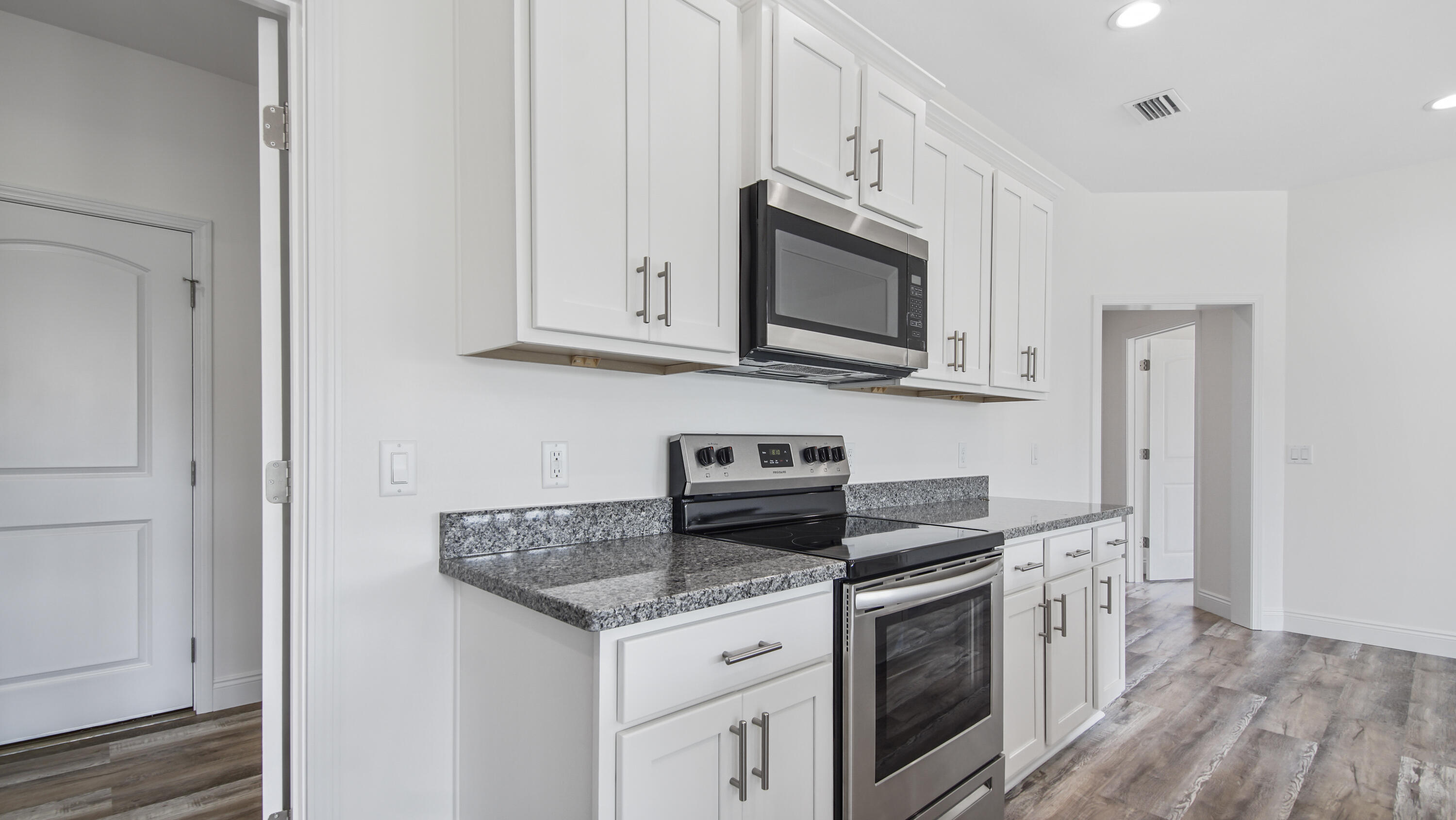 NO RECORDED SUBDIVISION - Residential