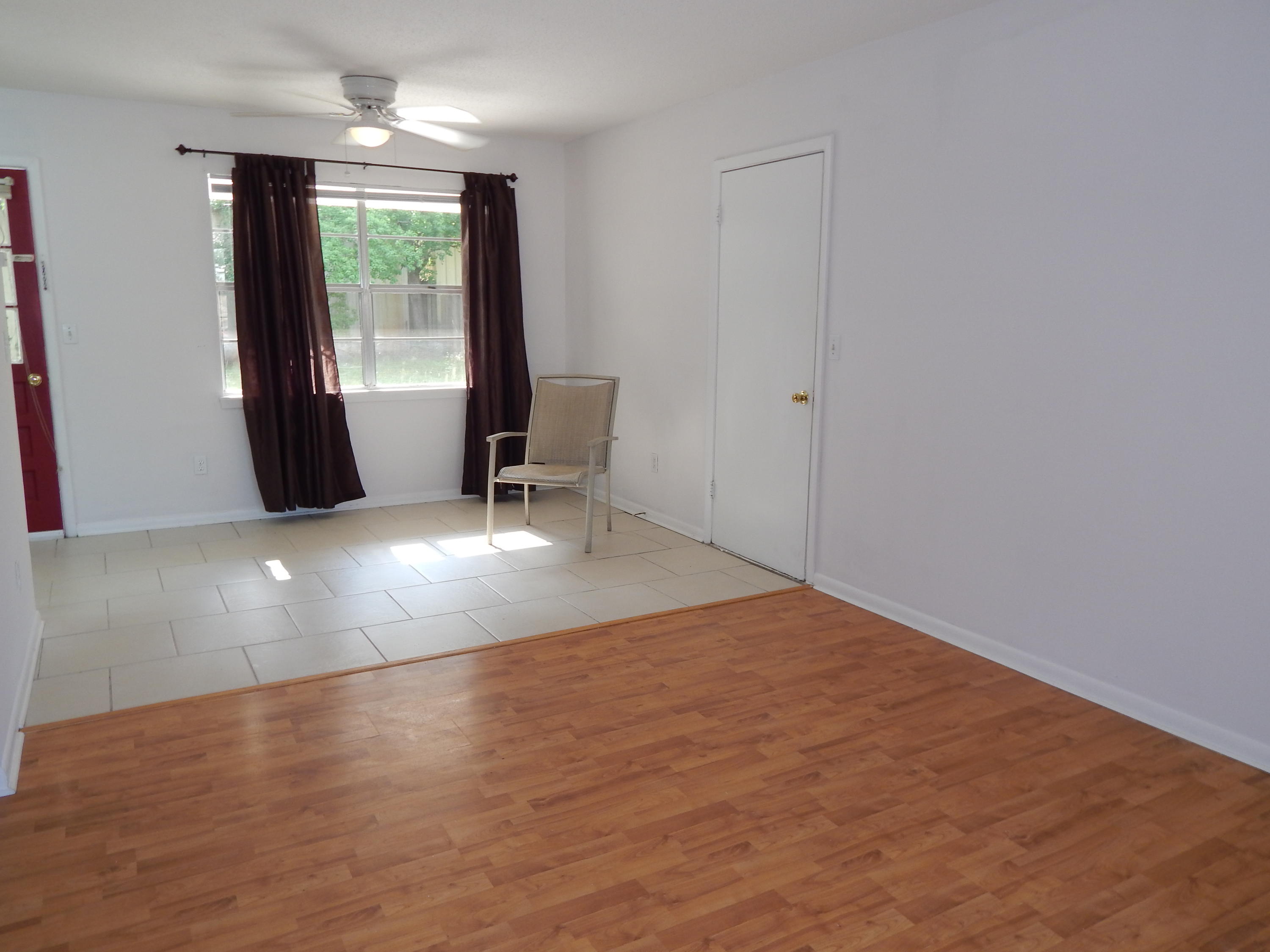 RACETRACK ROAD 1ST - Residential