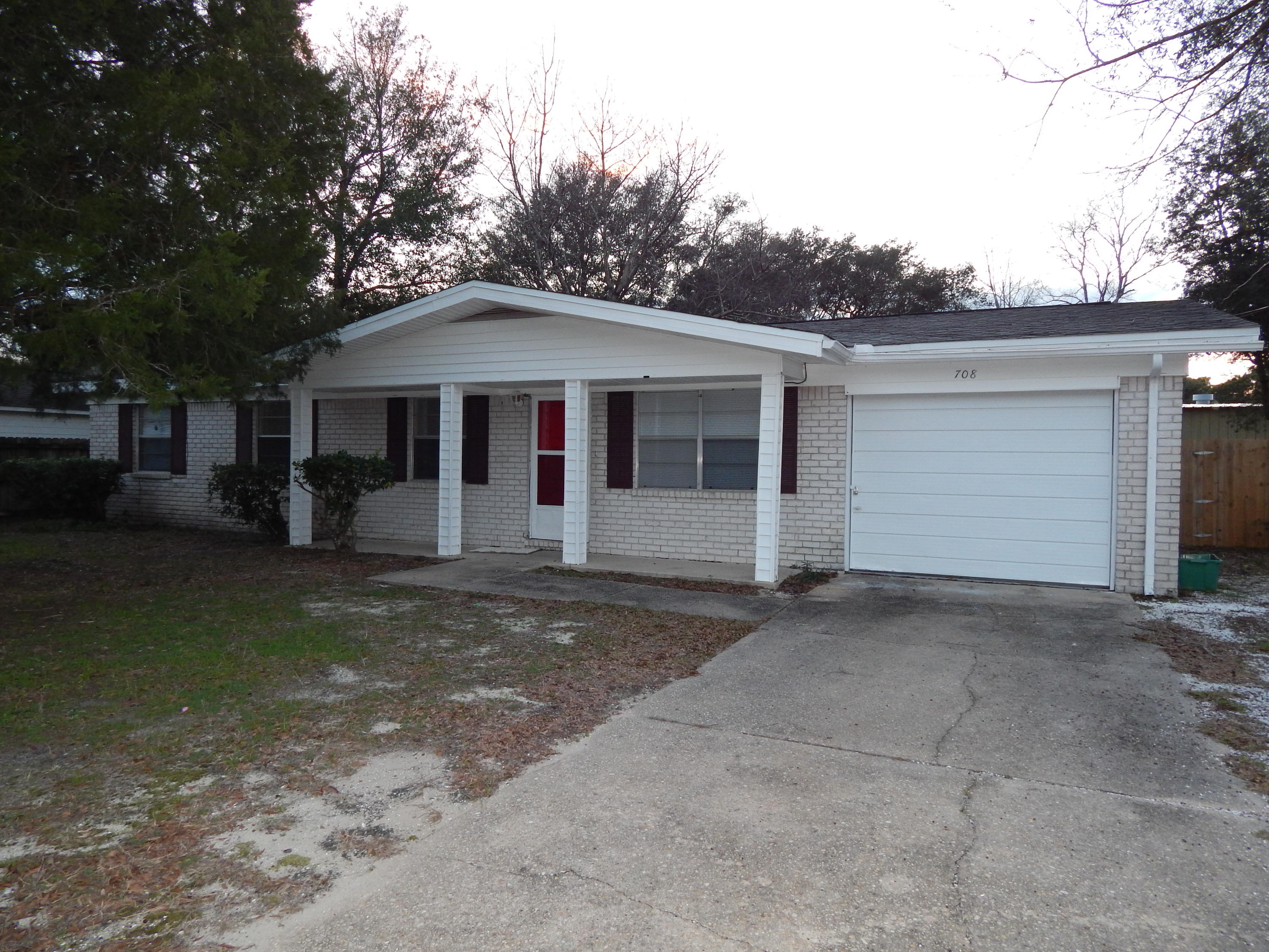 RACETRACK ROAD 1ST - Residential