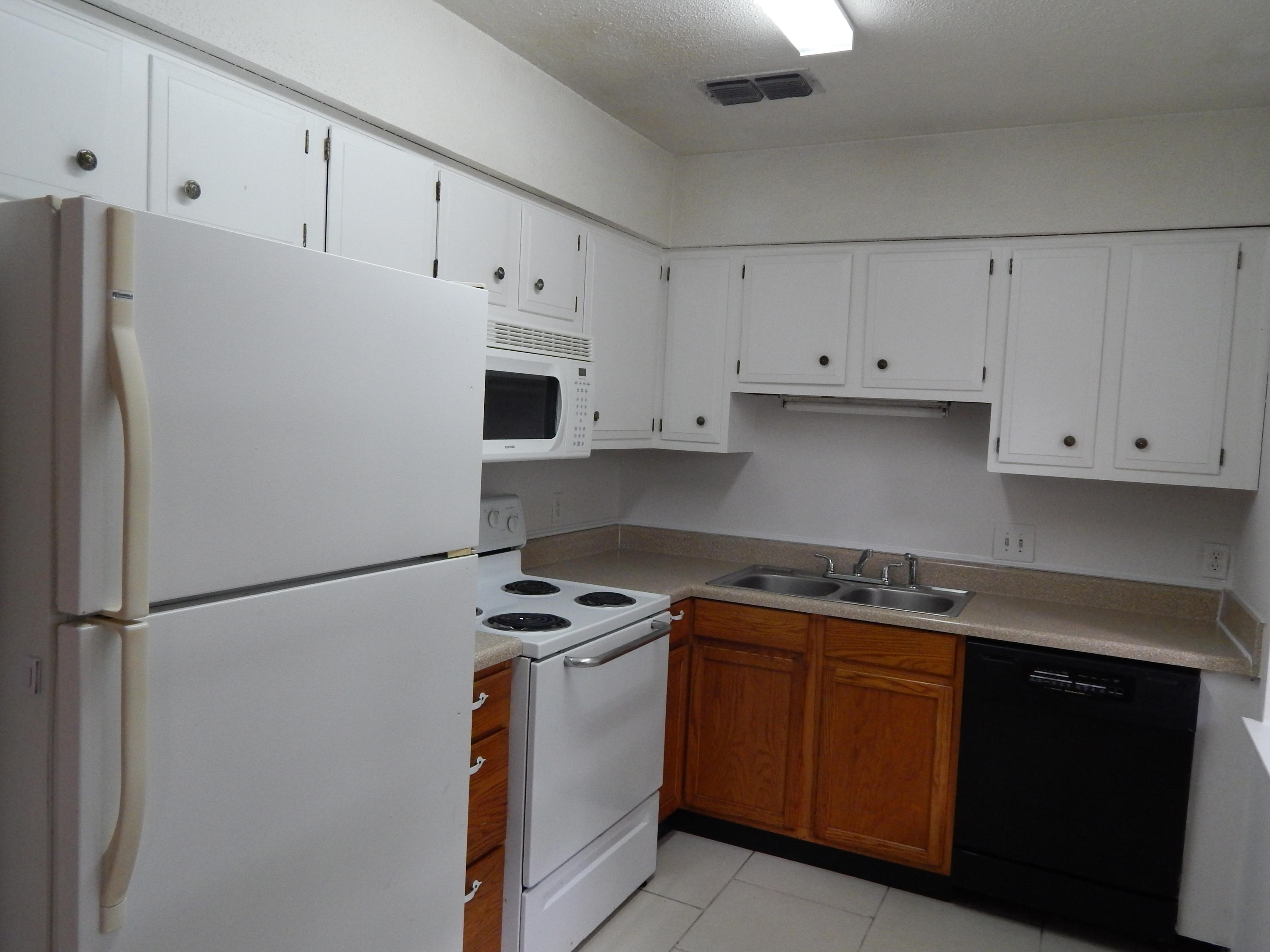 RACETRACK ROAD 1ST - Residential