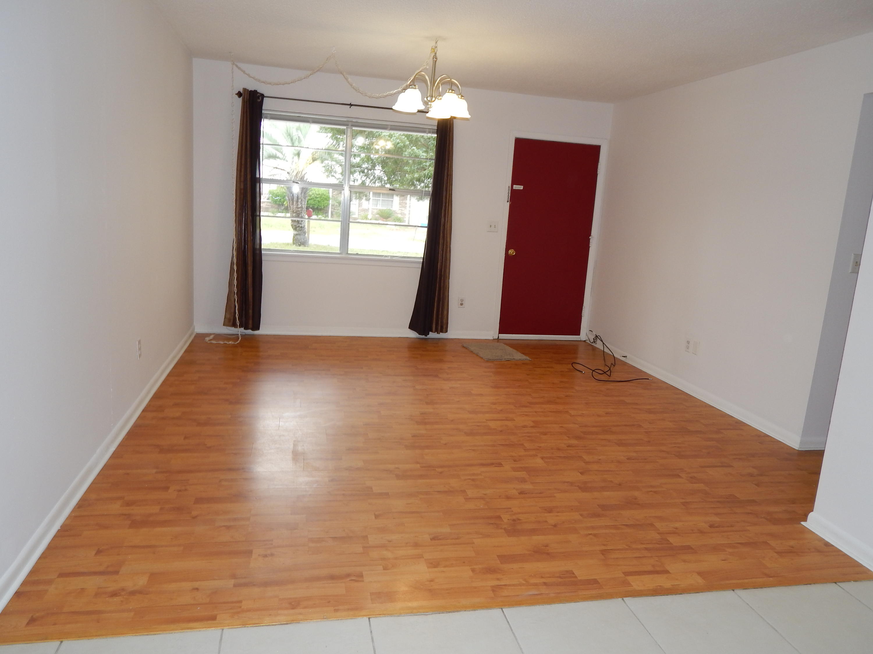 RACETRACK ROAD 1ST - Residential