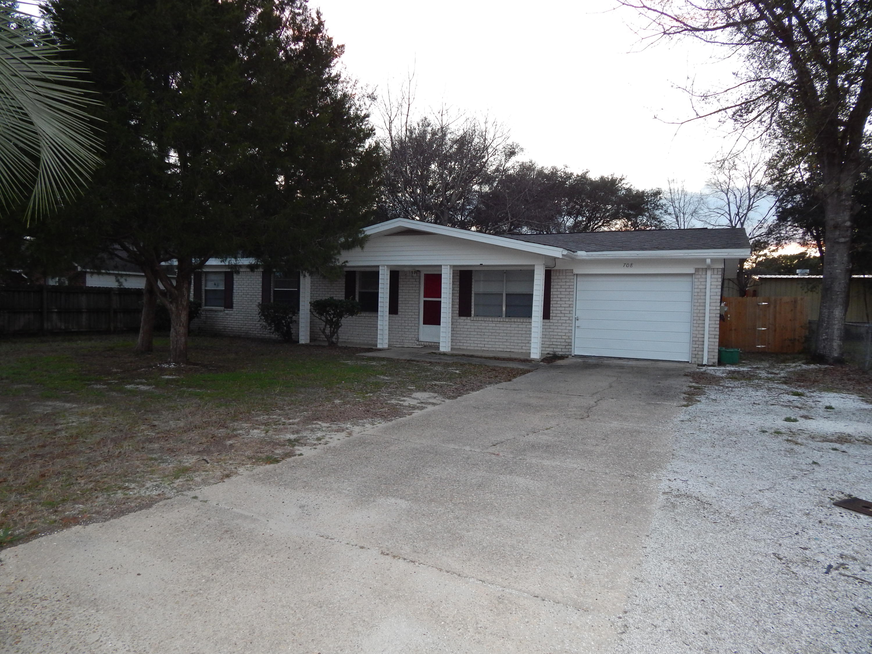 RACETRACK ROAD 1ST - Residential