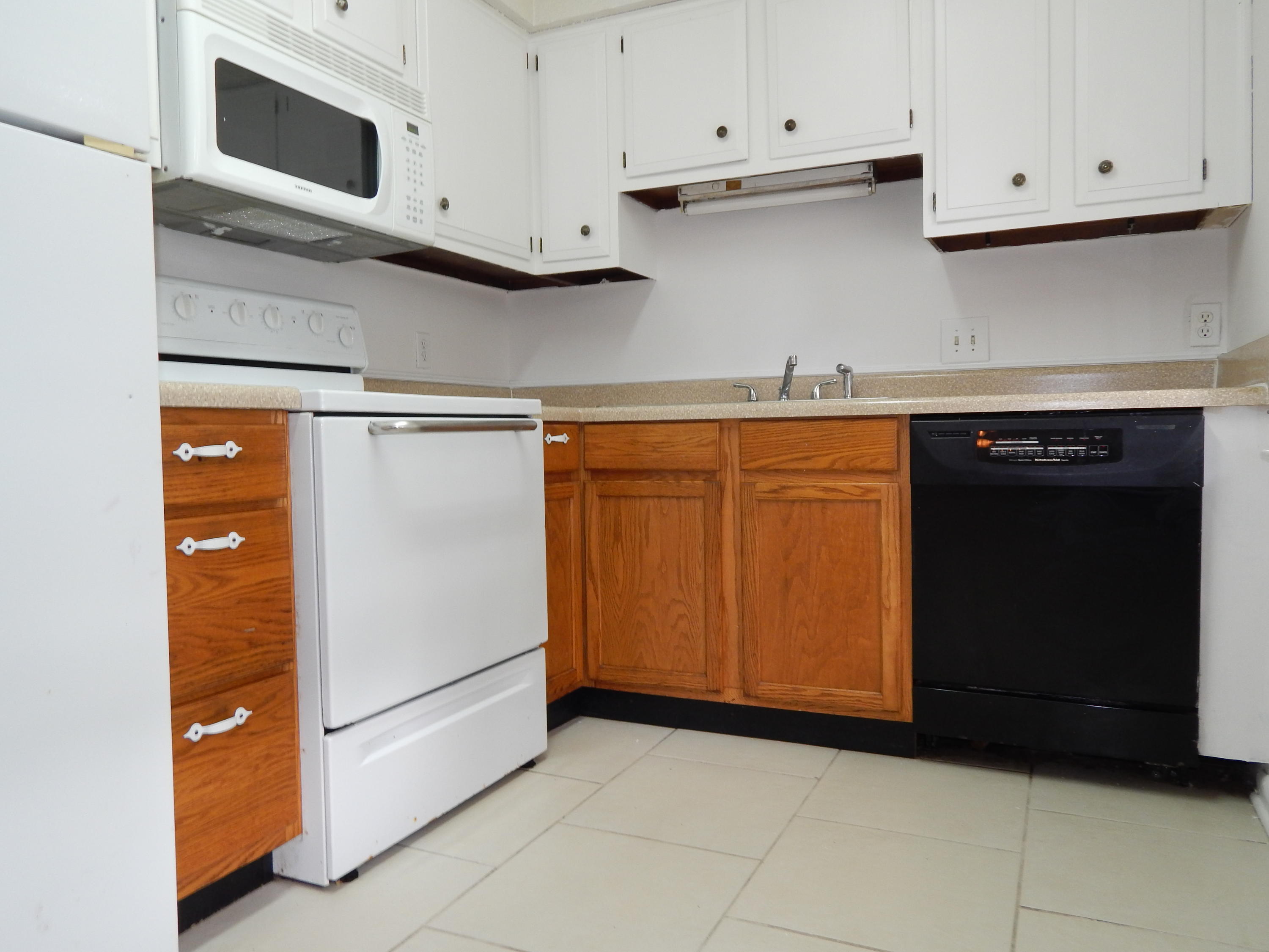 RACETRACK ROAD 1ST - Residential