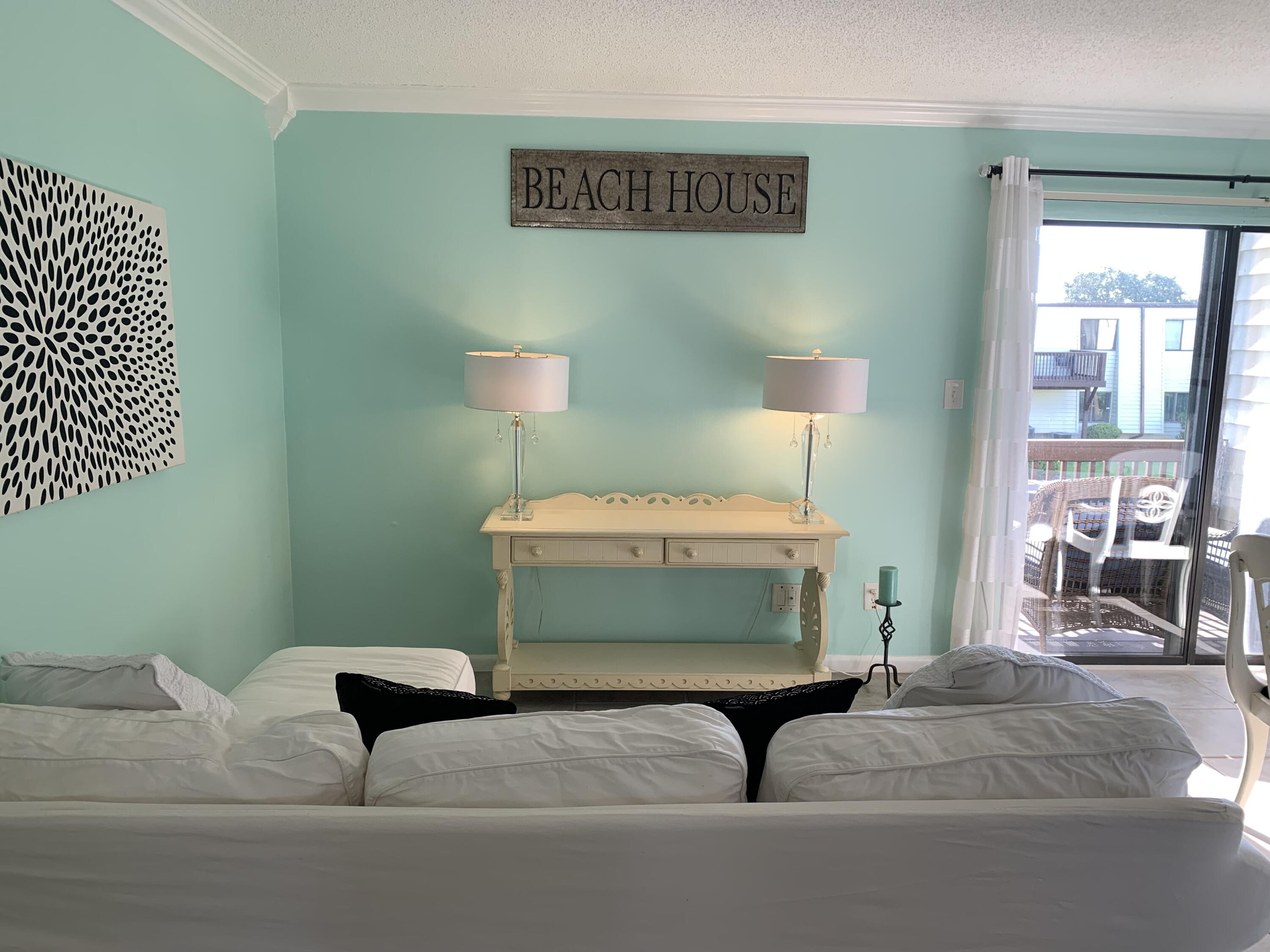 FOUNTAINHEAD CONDO - Residential Lease