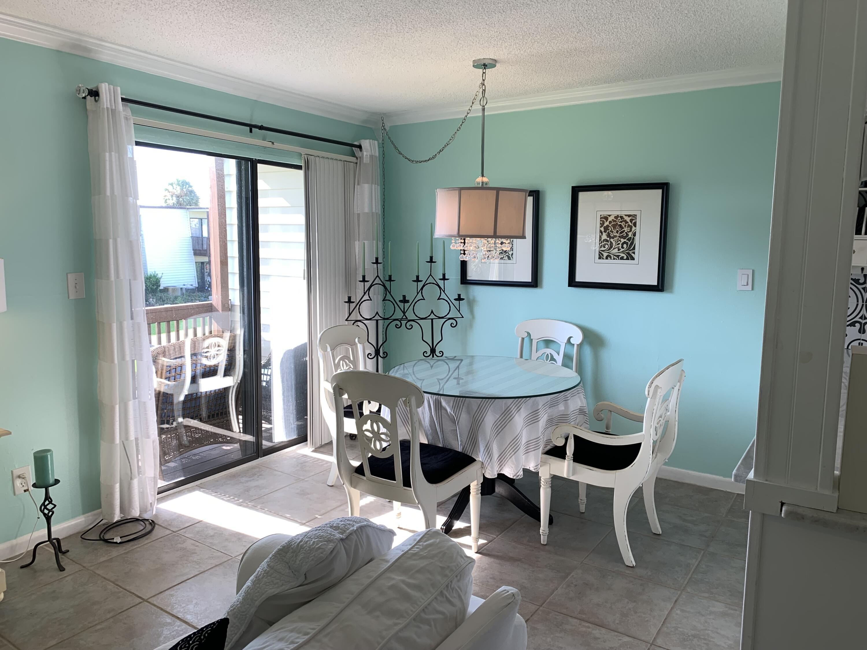 FOUNTAINHEAD CONDO - Residential Lease