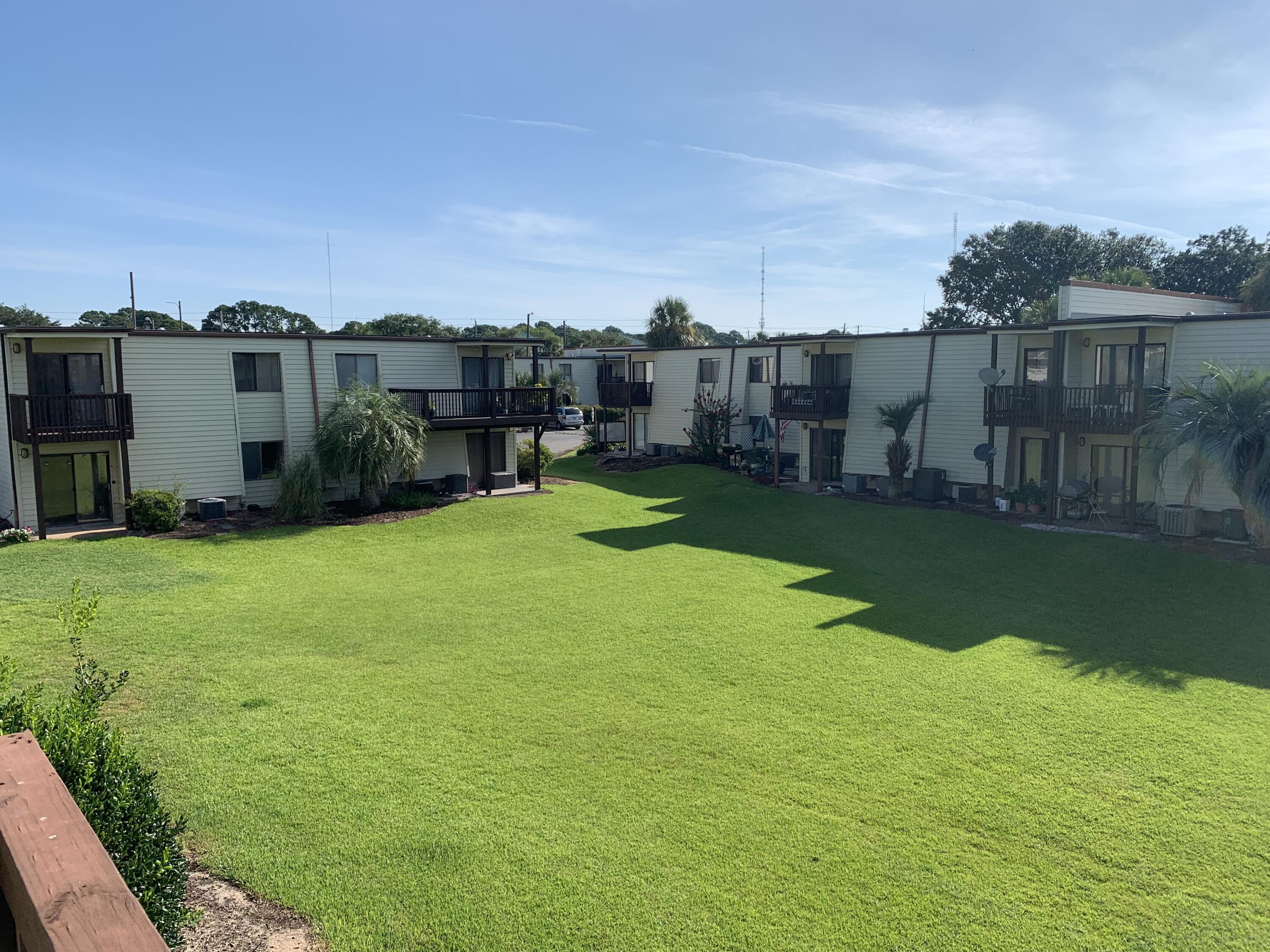 FOUNTAINHEAD CONDO - Residential Lease