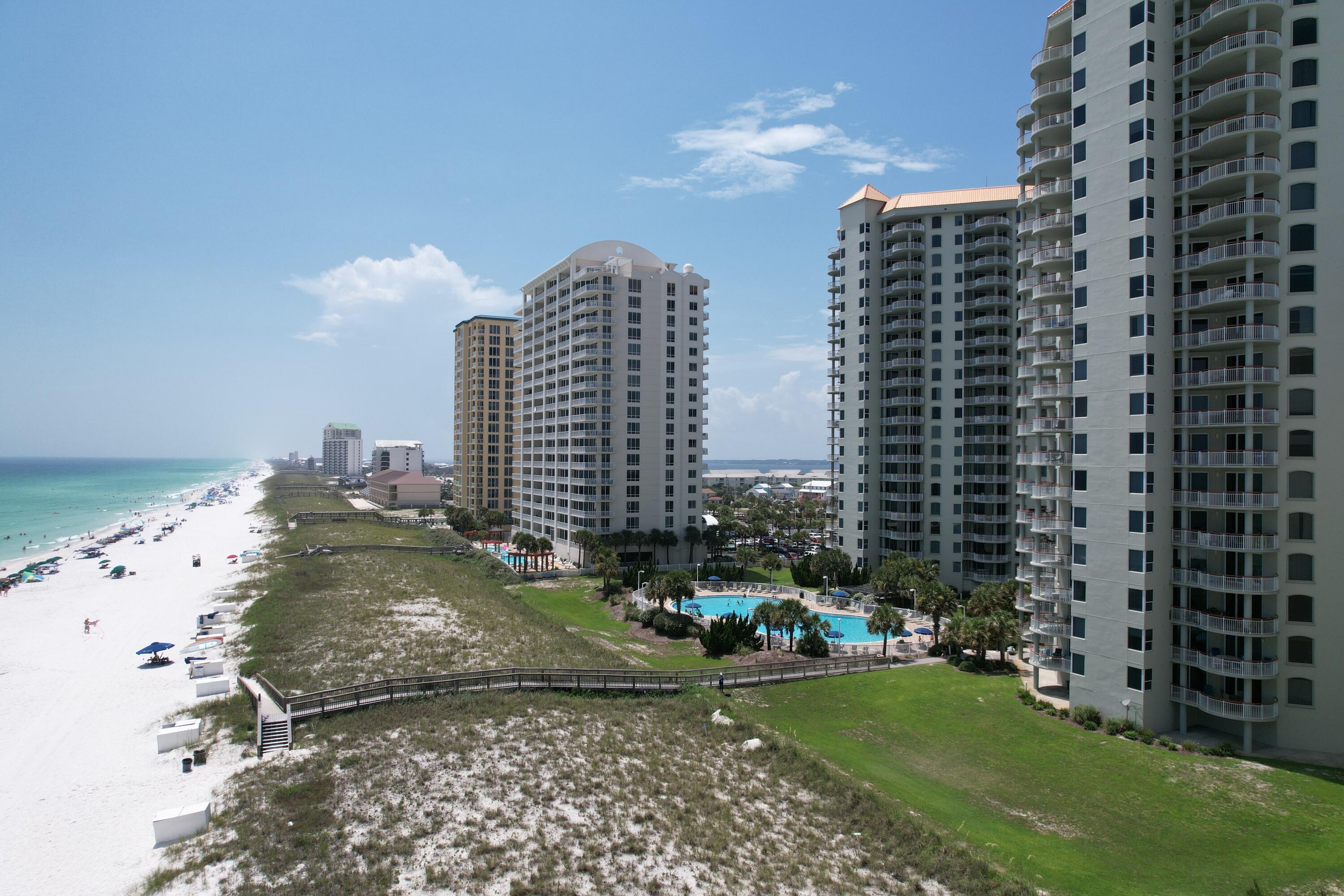 BEACH COLONY RESORT - Residential