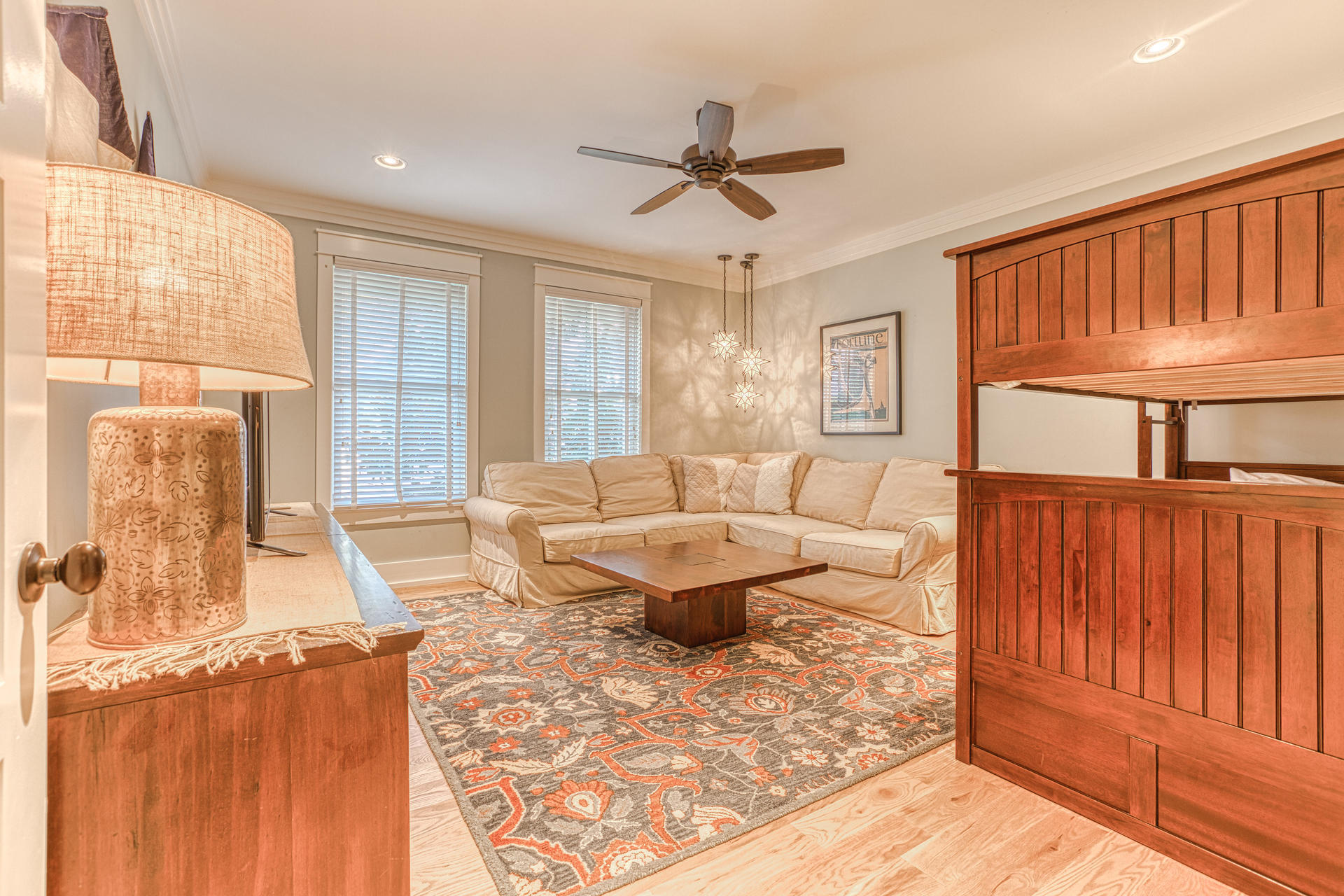SEAGROVE SHORES 4TH ADD - Residential