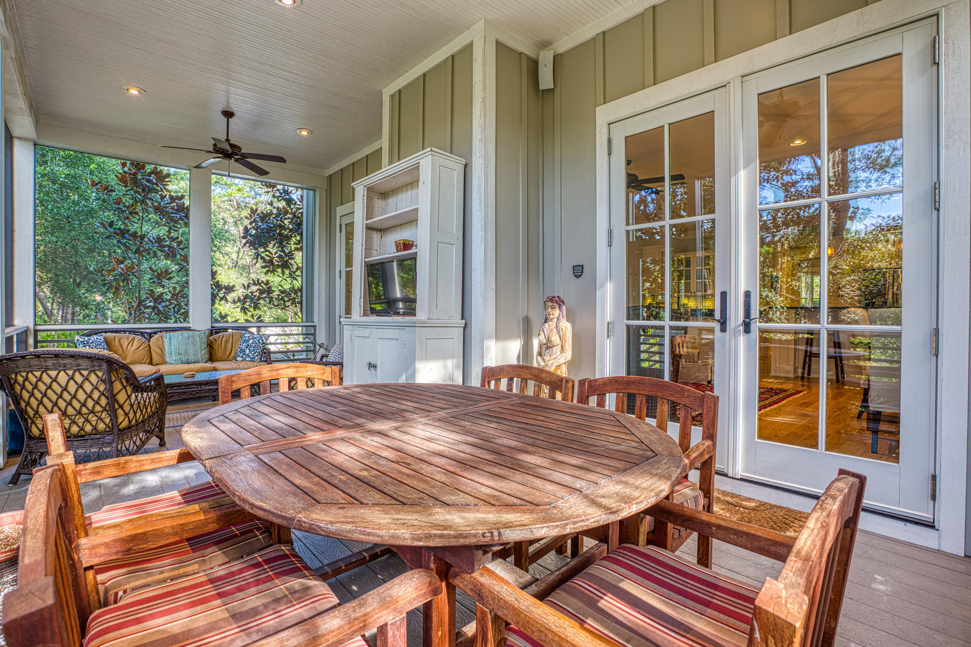 SEAGROVE SHORES 4TH ADD - Residential