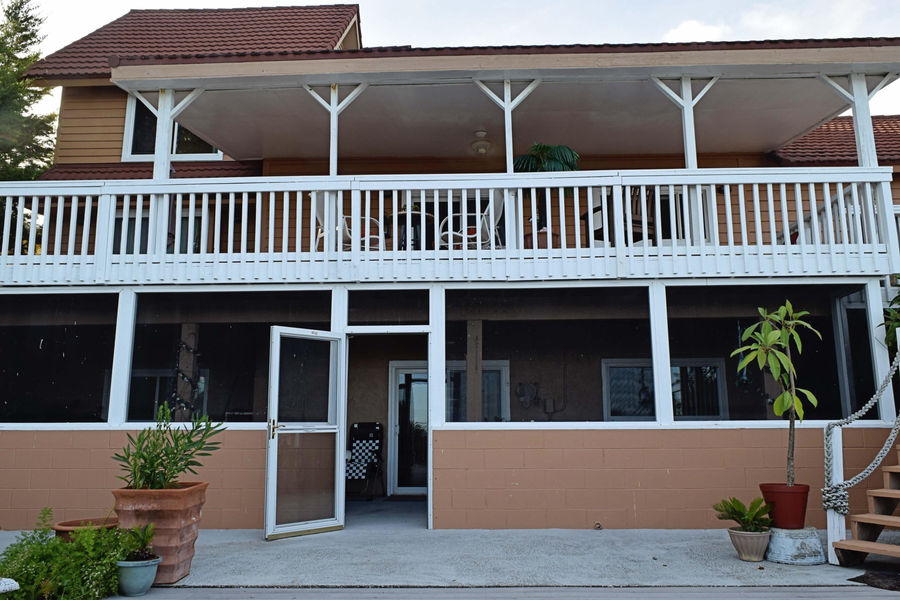 VILLA TASSO TOWN OF - Residential