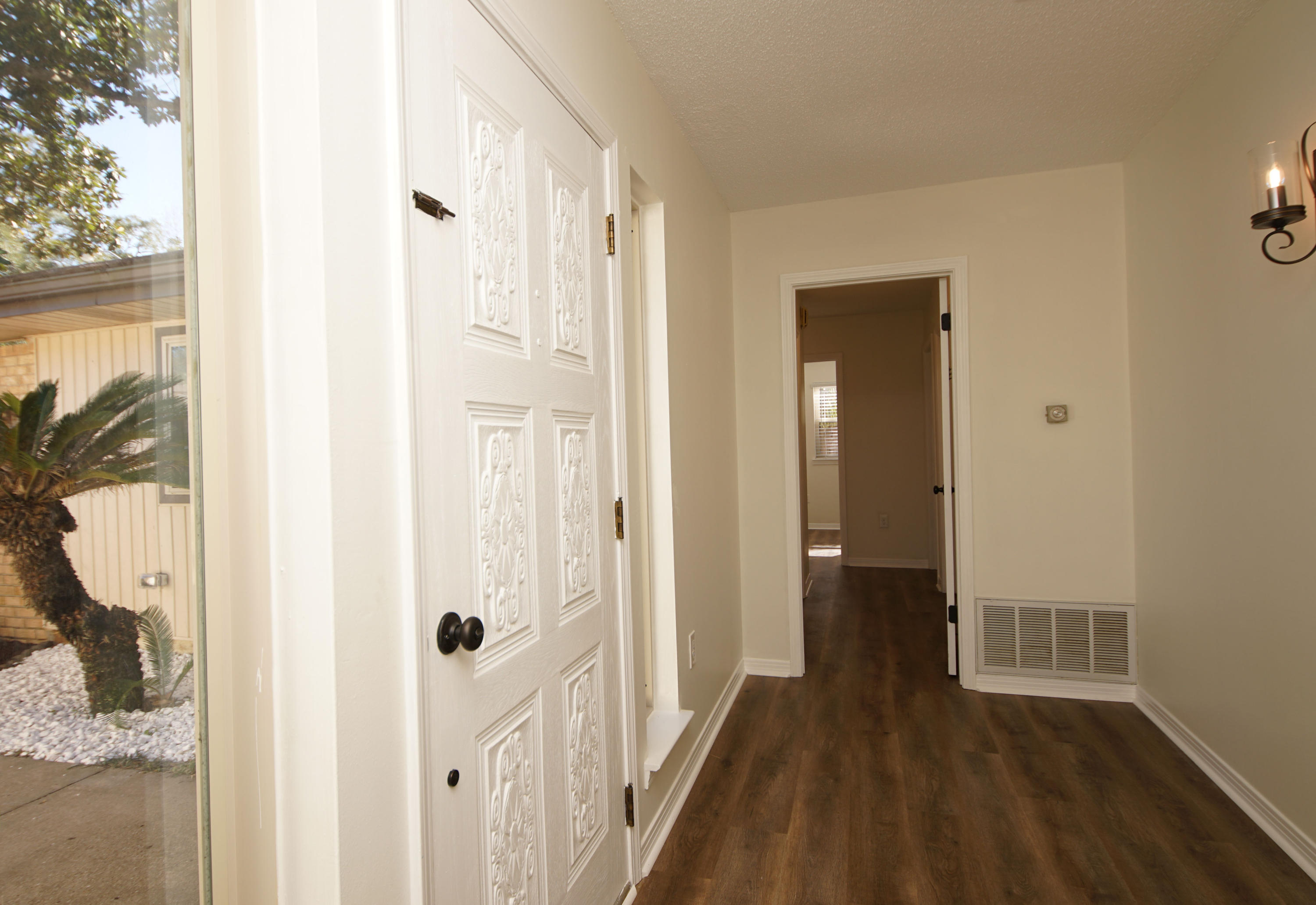 KENWOOD
South Range 24 (242000.00) - Residential