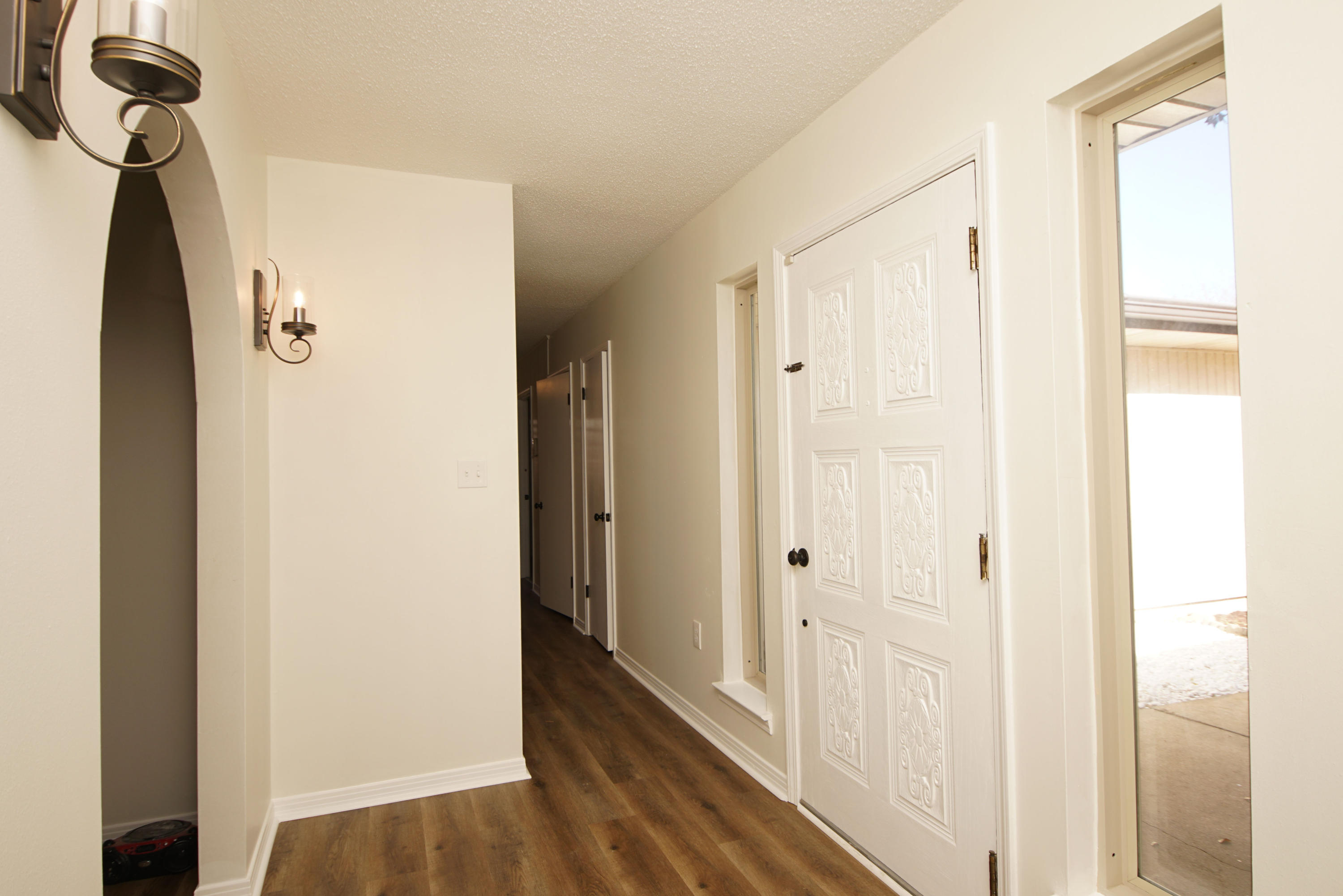 KENWOOD
South Range 24 (242000.00) - Residential