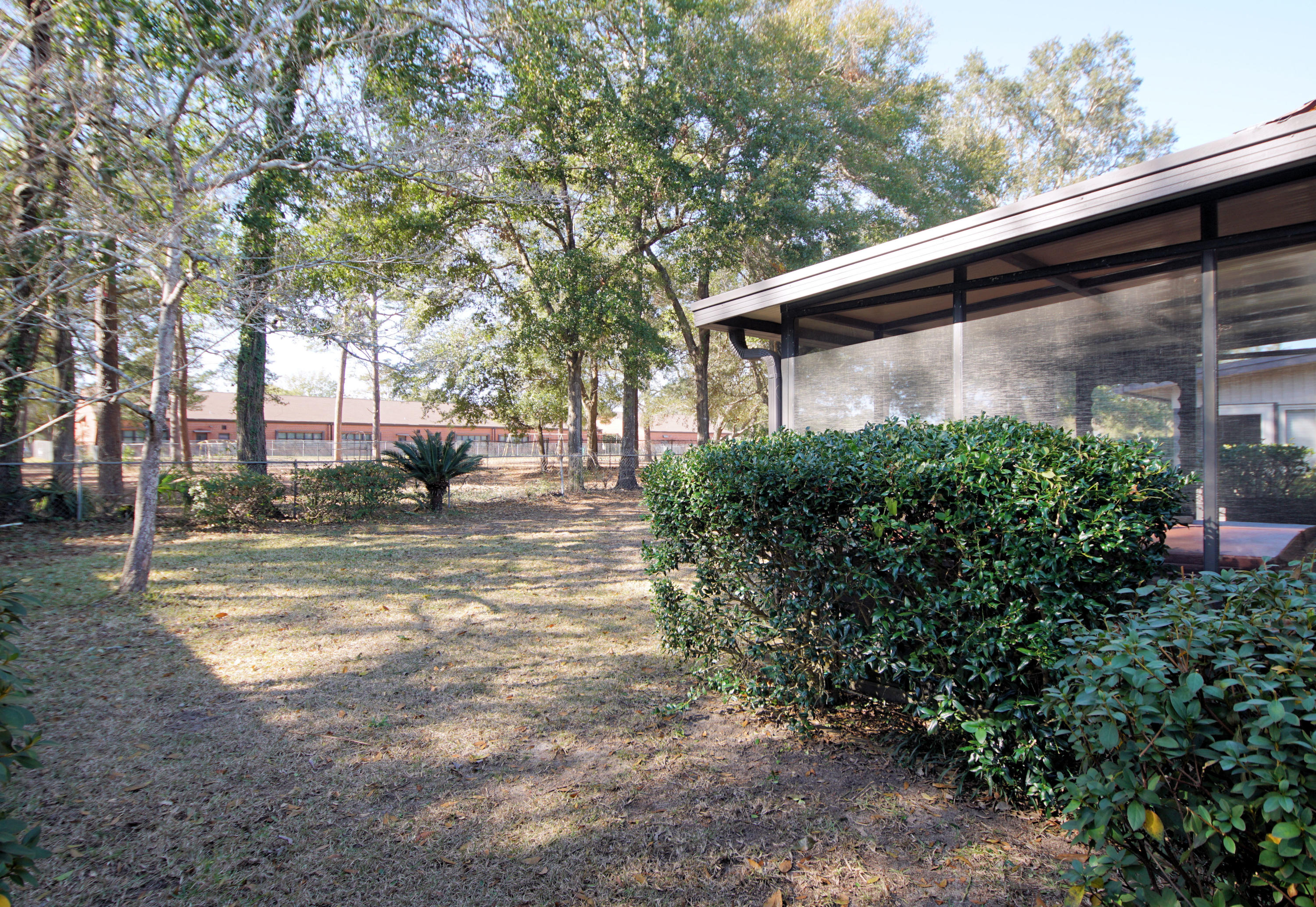KENWOOD
South Range 24 (242000.00) - Residential