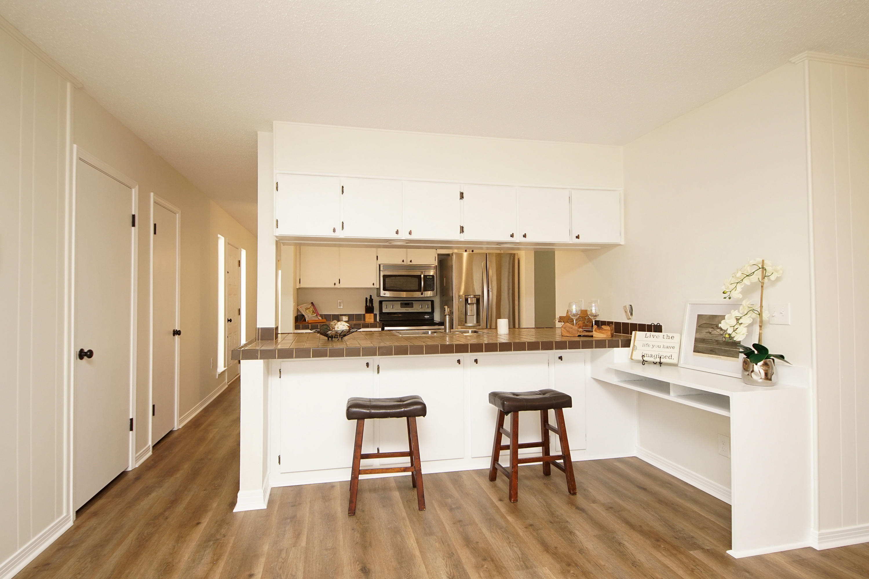 KENWOOD
South Range 24 (242000.00) - Residential