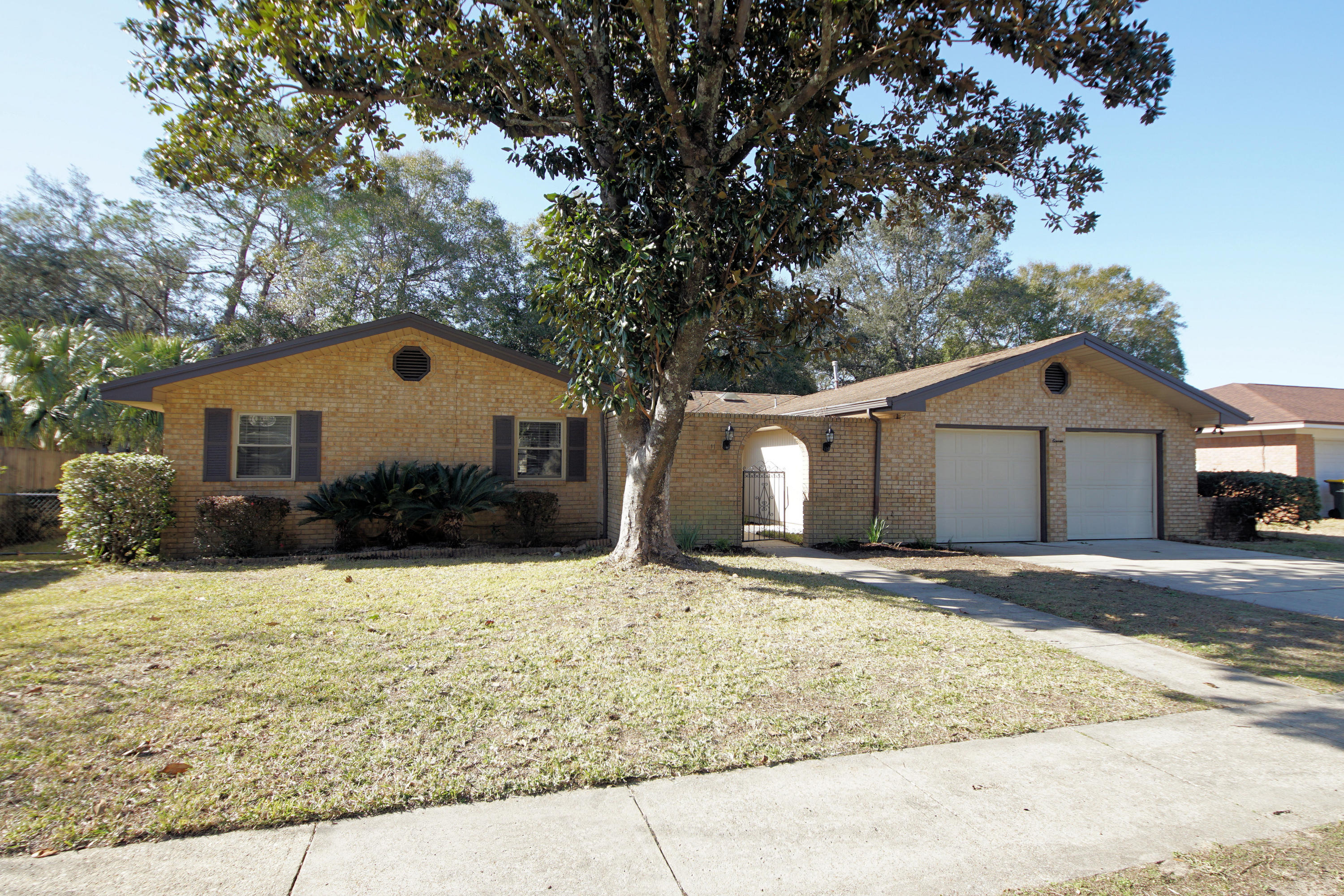 KENWOOD
South Range 24 (242000.00) - Residential