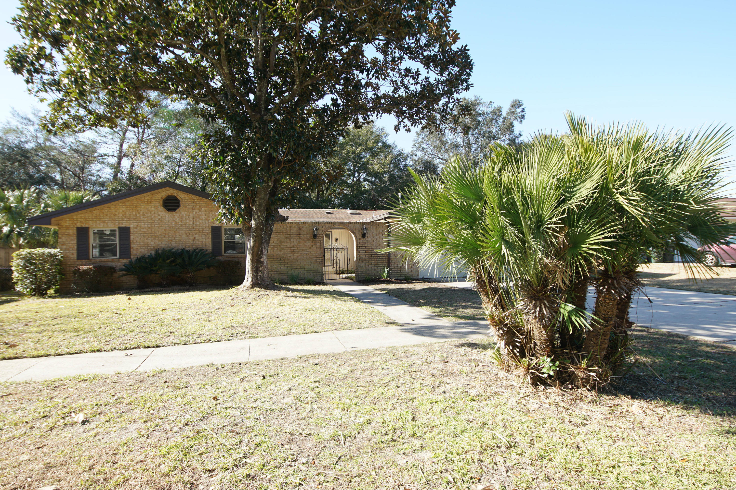 KENWOOD
South Range 24 (242000.00) - Residential