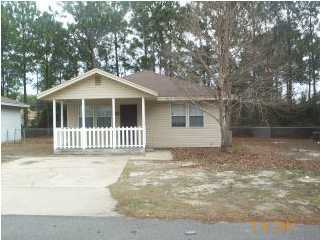 CUTE TWO BEDROOM COTTAGE JUST SEVEN MILES WEST OF HURLBURT FIELD. LARGE ROOMS THROUGHOUT. SEPARATE UTILITY ROOM. CALL TODAY FOR AN APPOINTMENT TO VIEW. SORRY NO PETS ALLOWED. Available July 14.