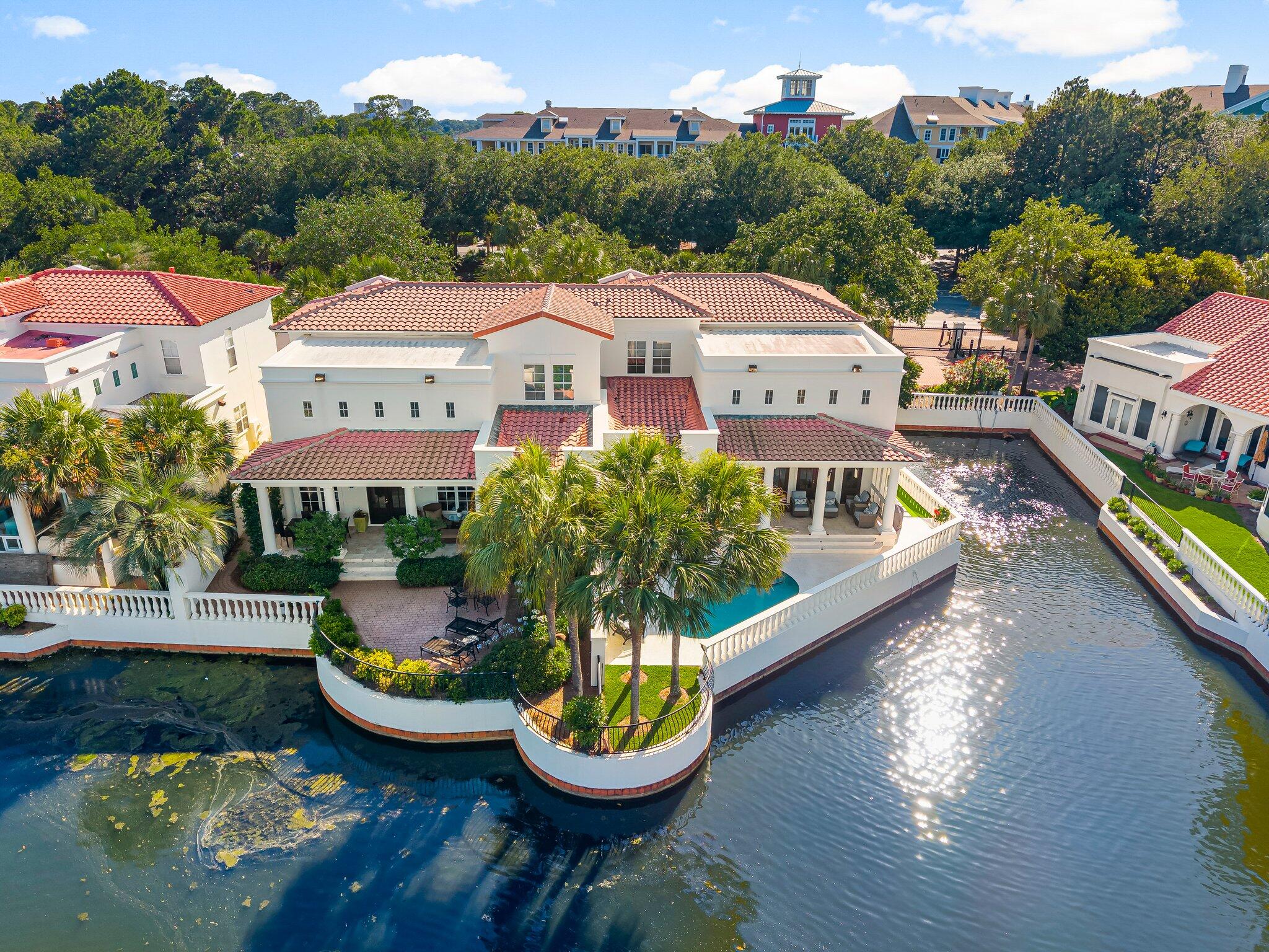 FOUNTAINS AT SANDESTIN - Residential