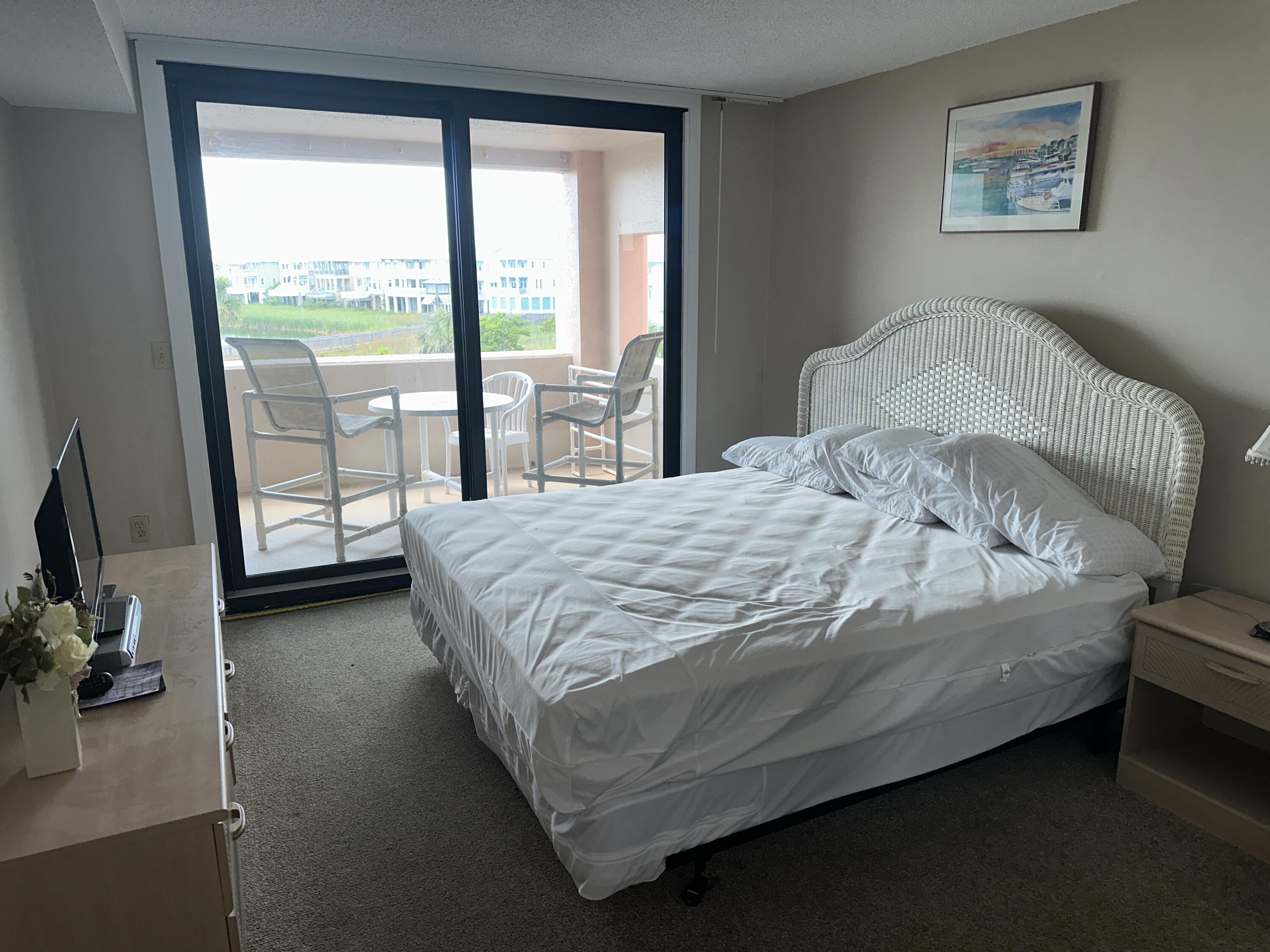 JETTY EAST CONDO - Residential Lease