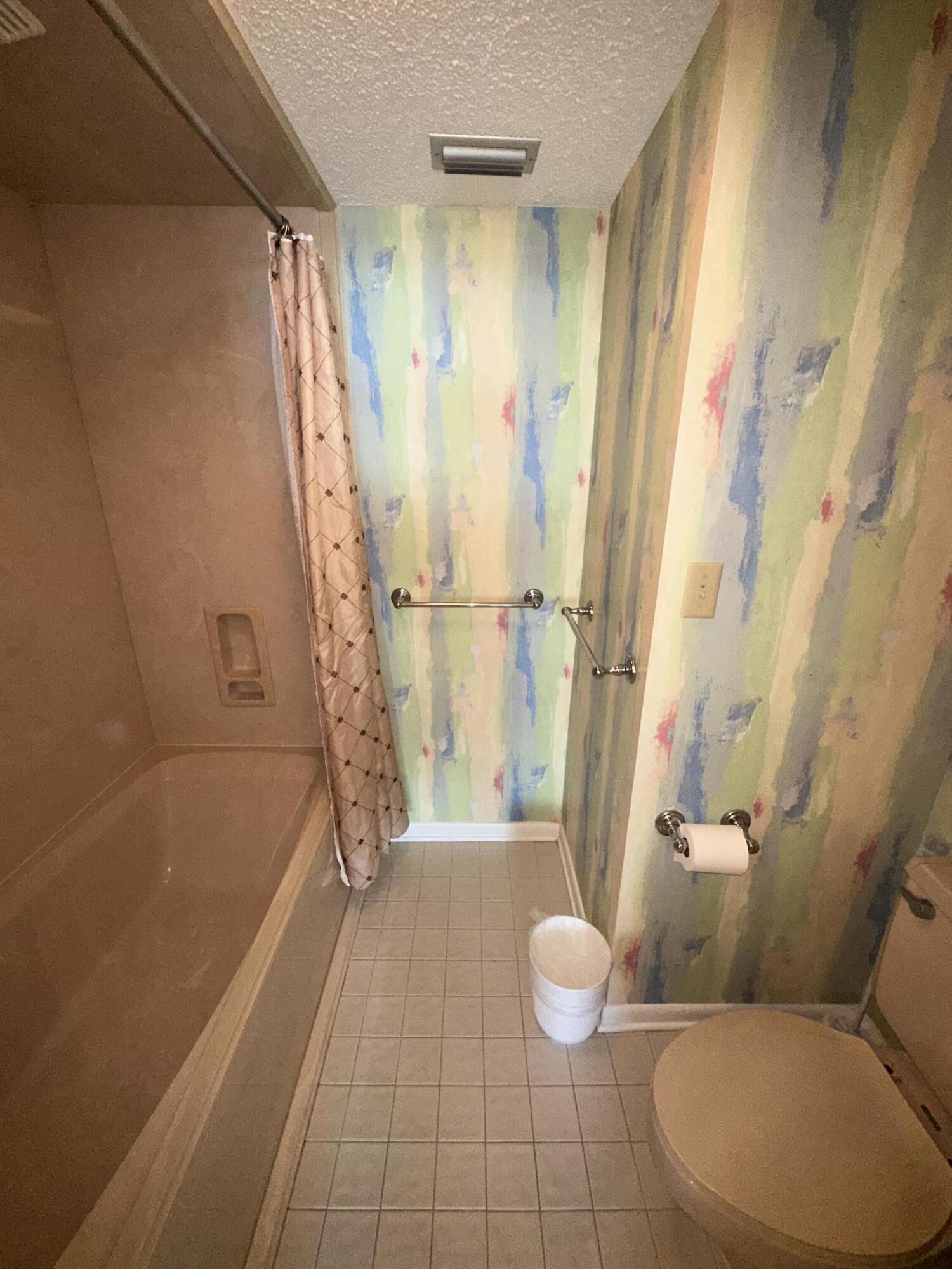 JETTY EAST CONDO - Residential Lease