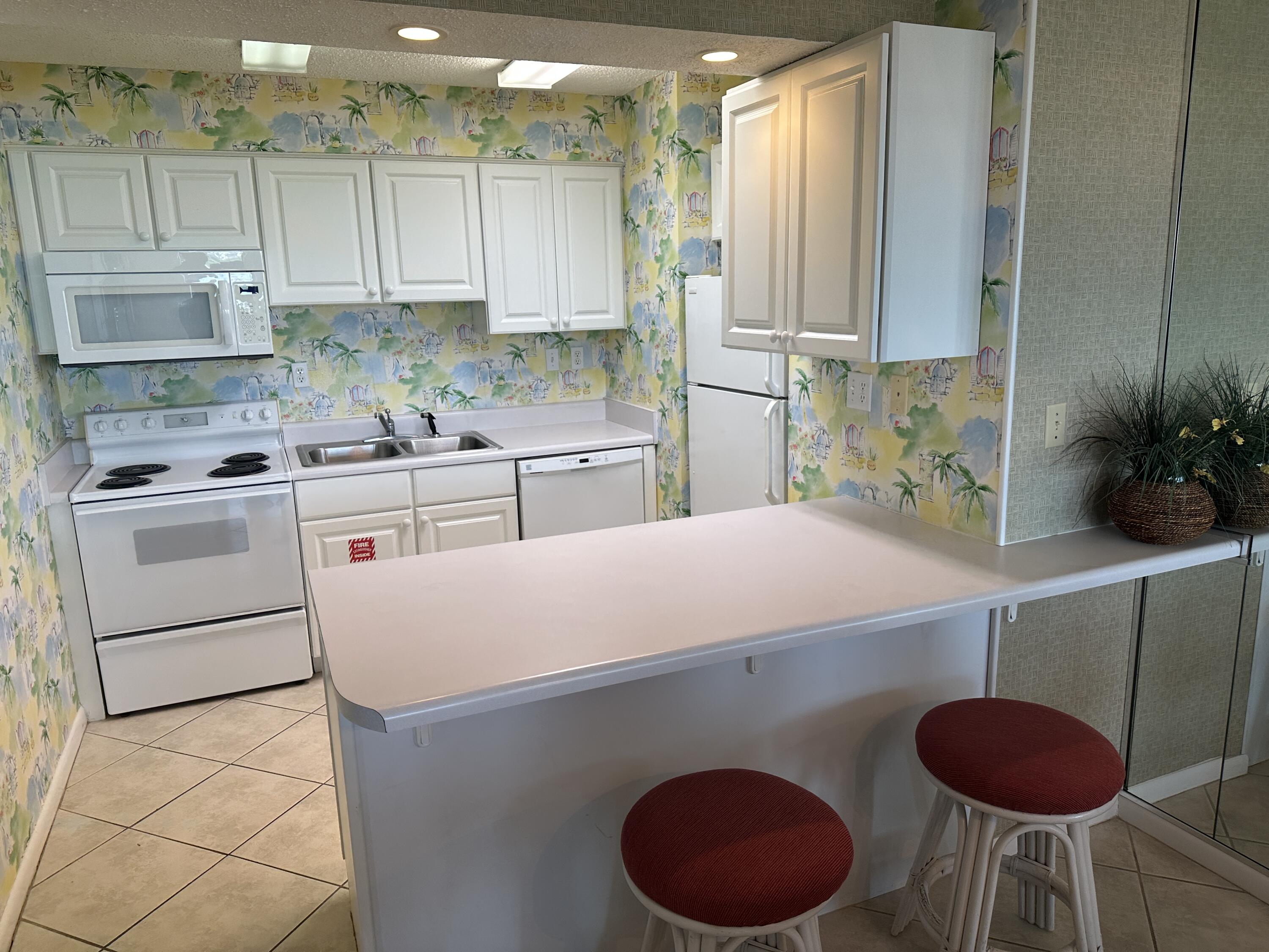 JETTY EAST CONDO - Residential Lease