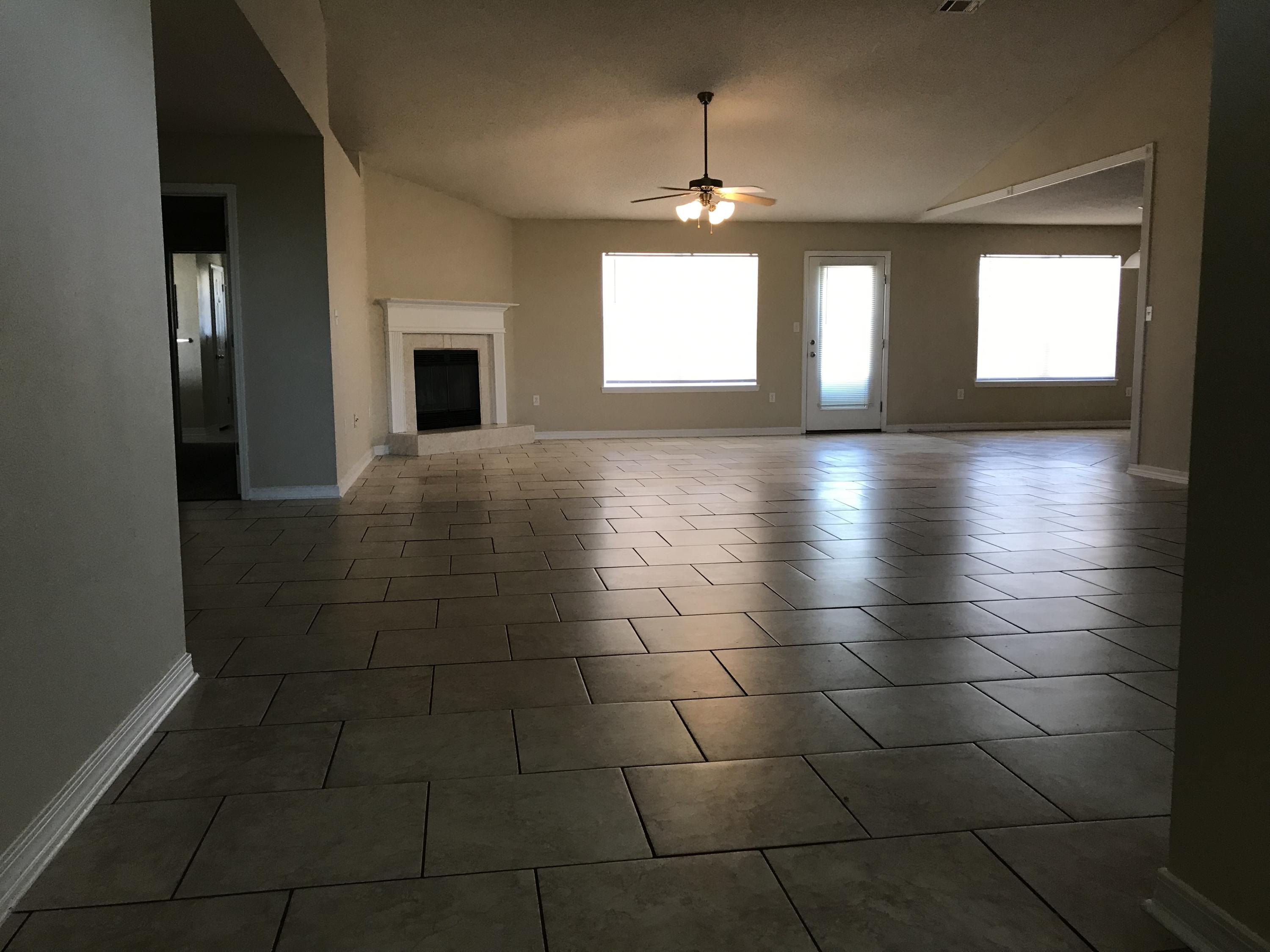 ALICIA PLACE - Residential Lease