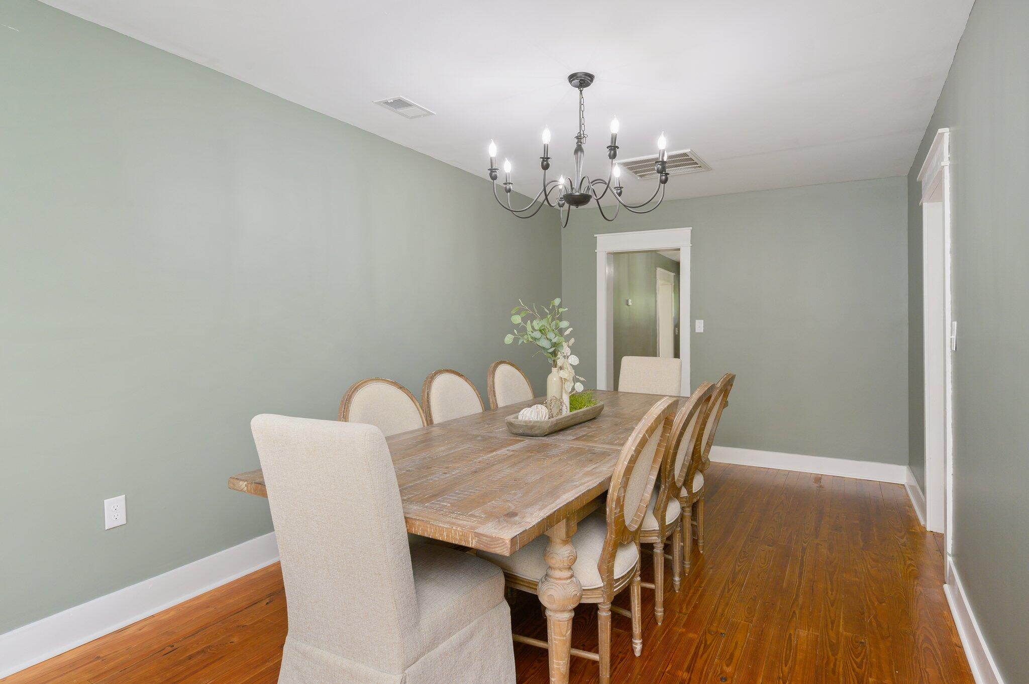 LAUREL HILL - Residential