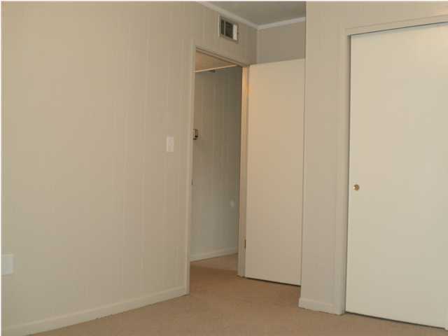 UNRECORDED SUBDIVISION - Residential Lease