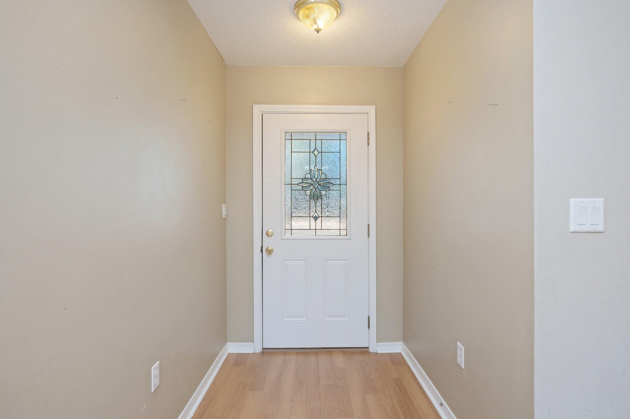 HOLLY GROVE SOUTH - Residential Lease