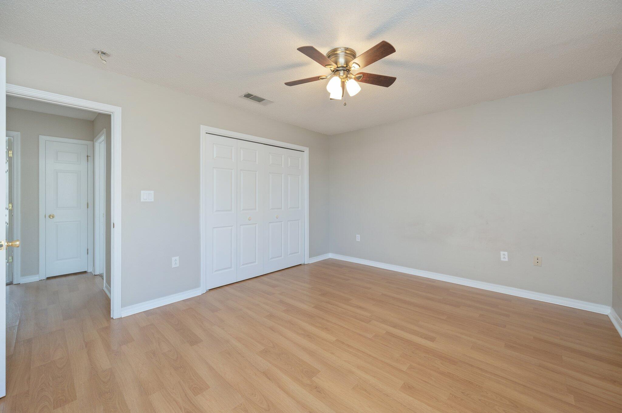 HOLLY GROVE SOUTH - Residential Lease