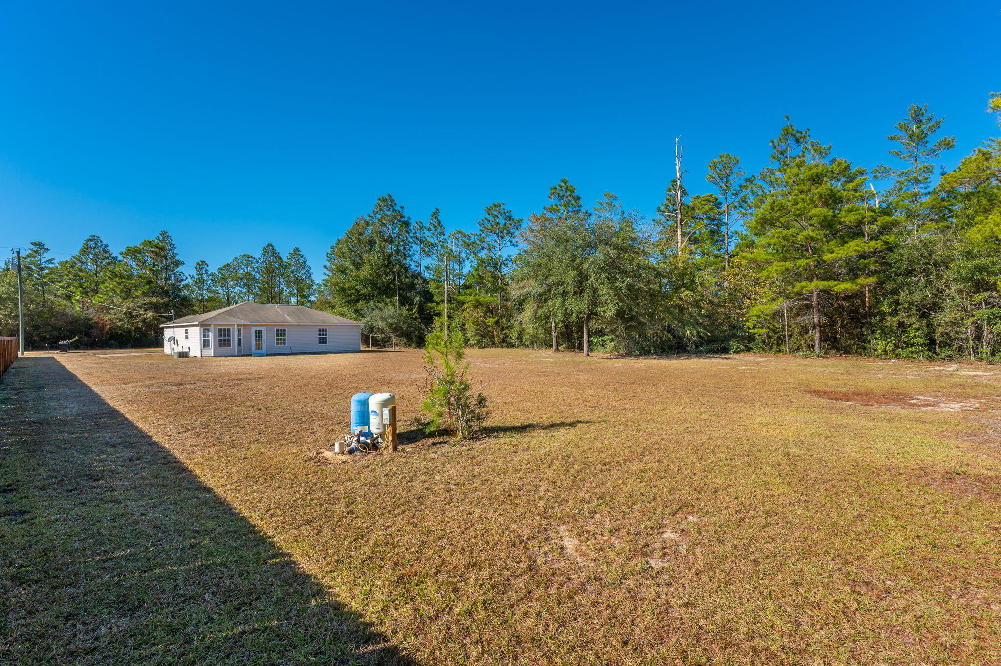 HOLLY GROVE SOUTH - Residential Lease