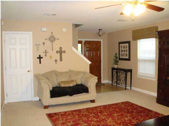 SUMMERWOOD - Residential Lease