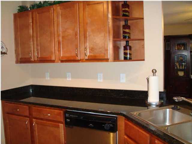 SUMMERWOOD - Residential Lease