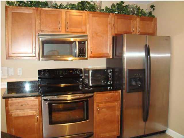 SUMMERWOOD - Residential Lease