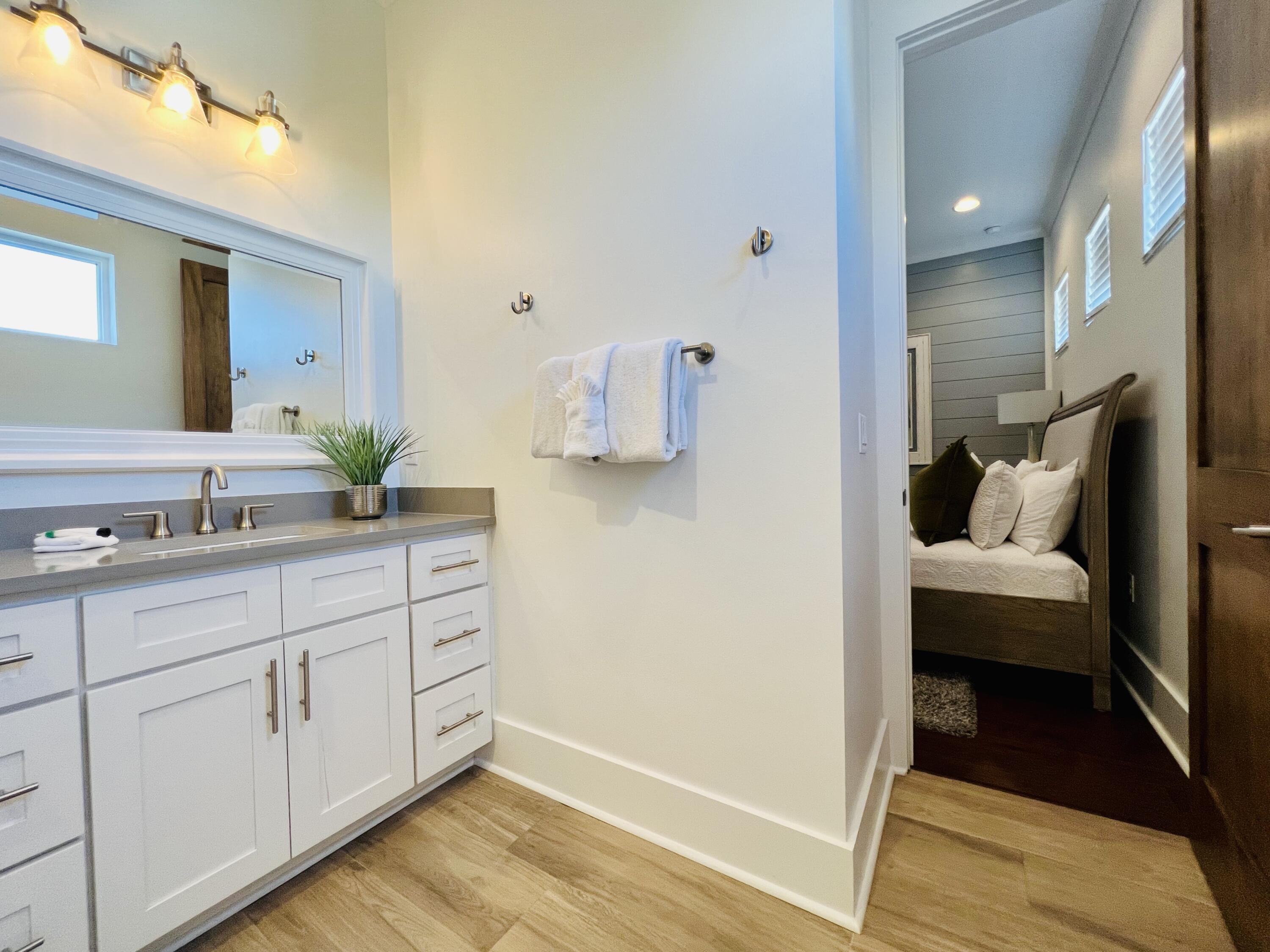 The Retreat at Miramar - Residential