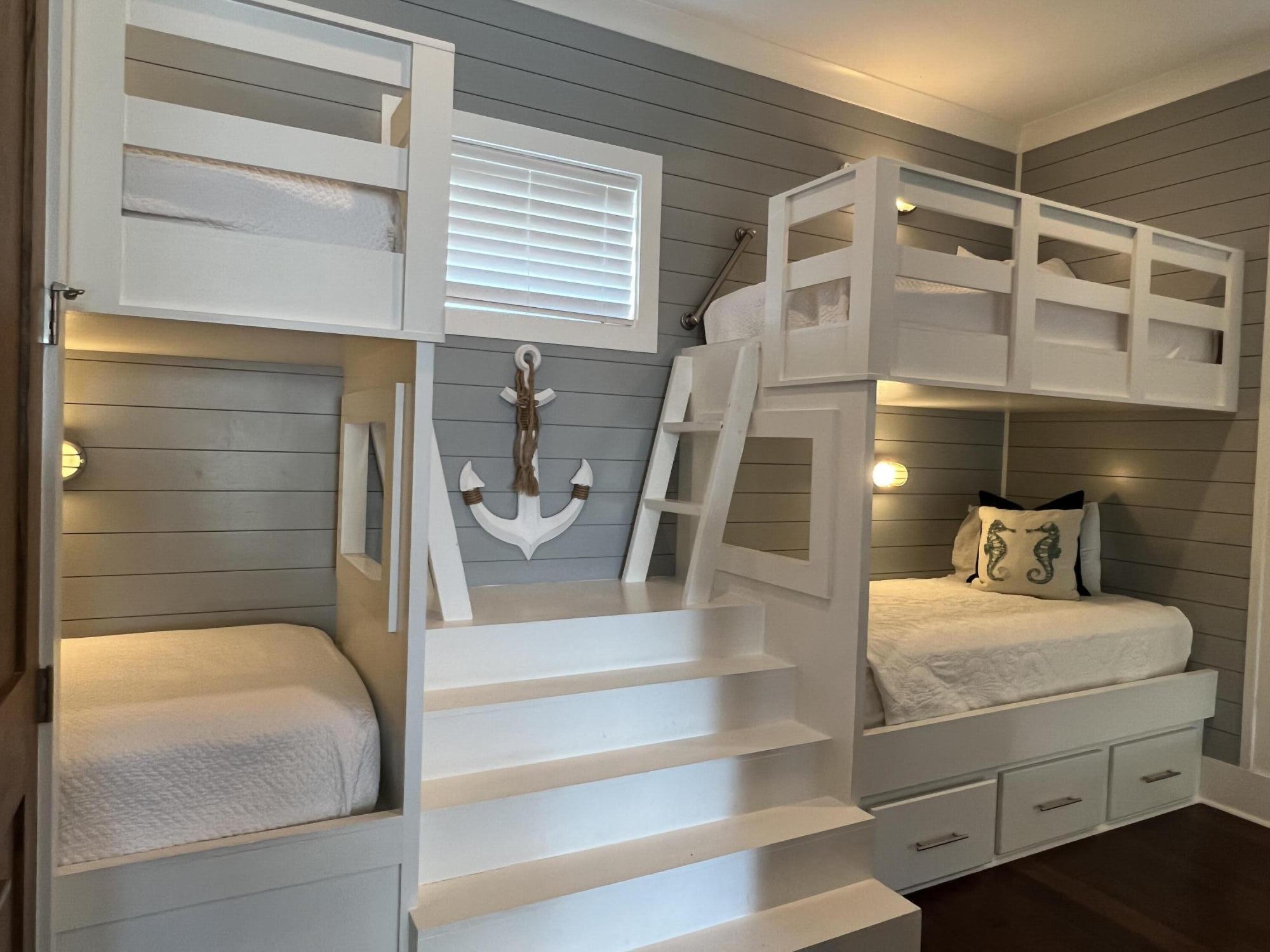 The Retreat at Miramar - Residential