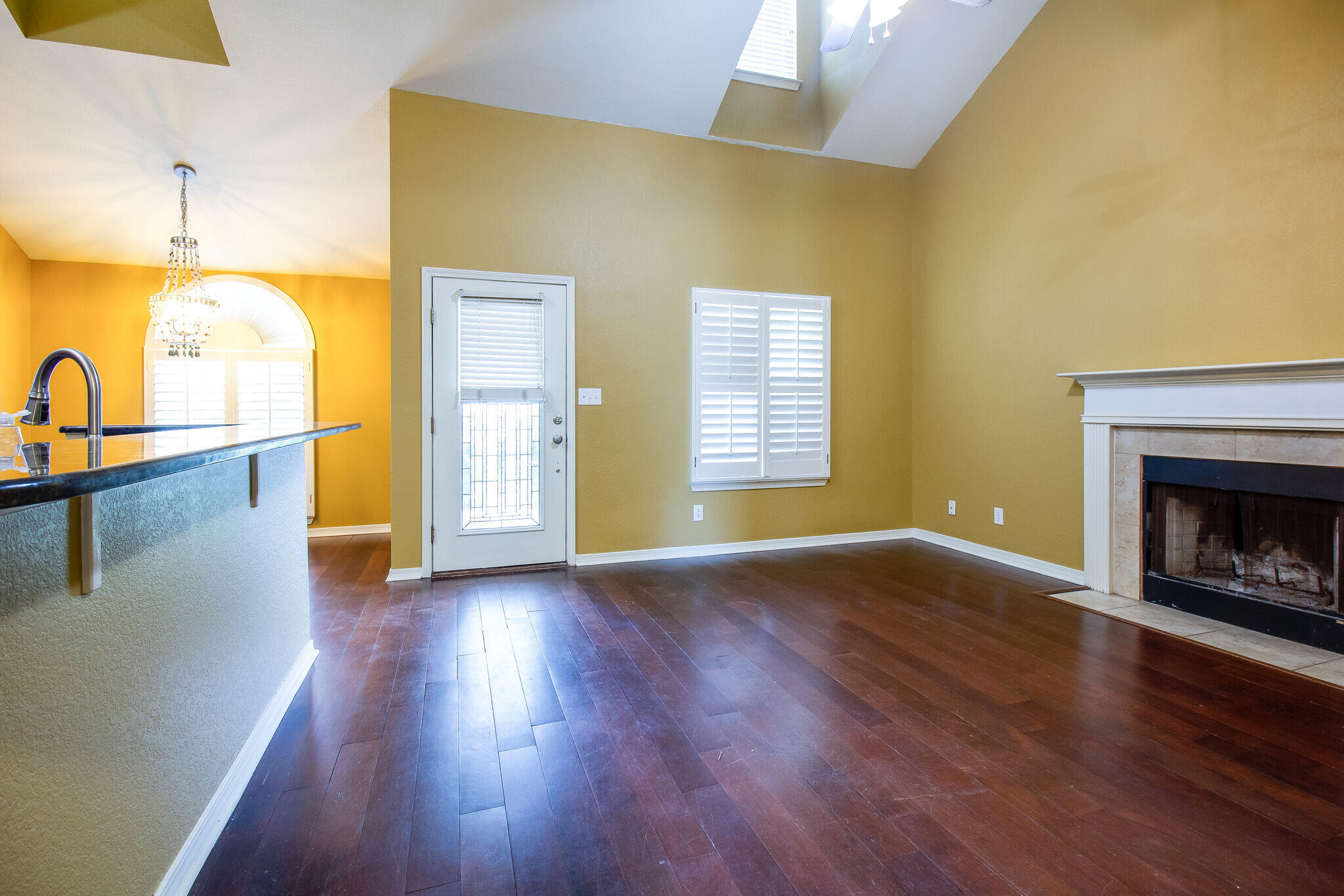 QUAIL RIDGE LANDING - Residential Lease