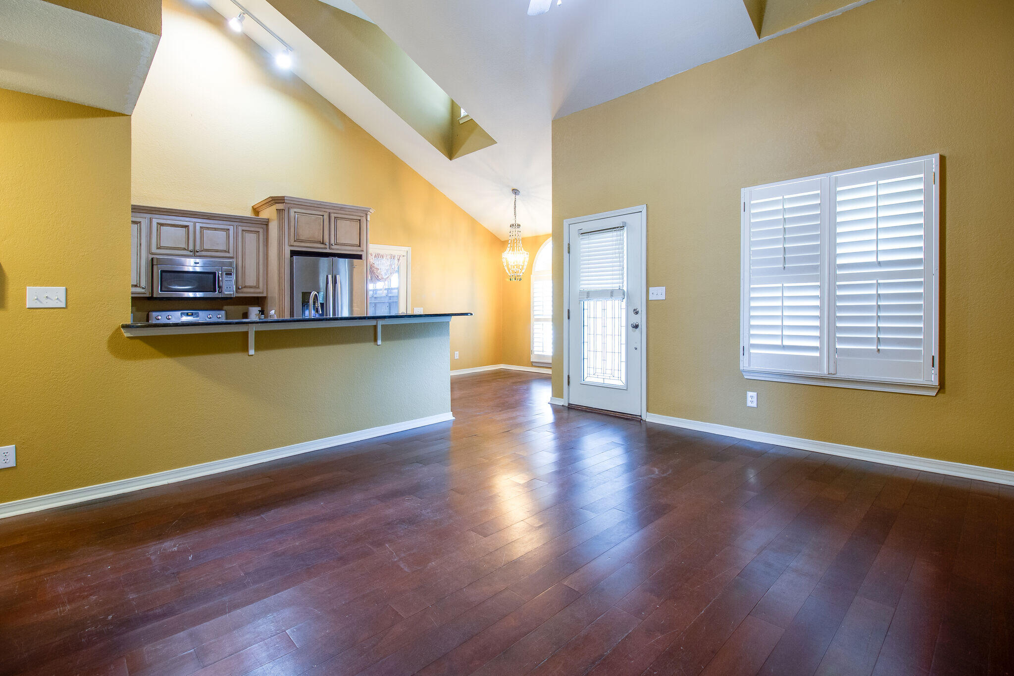 QUAIL RIDGE LANDING - Residential Lease