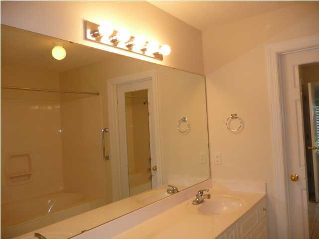 INDIAN LAKE PH 3 - Residential Lease